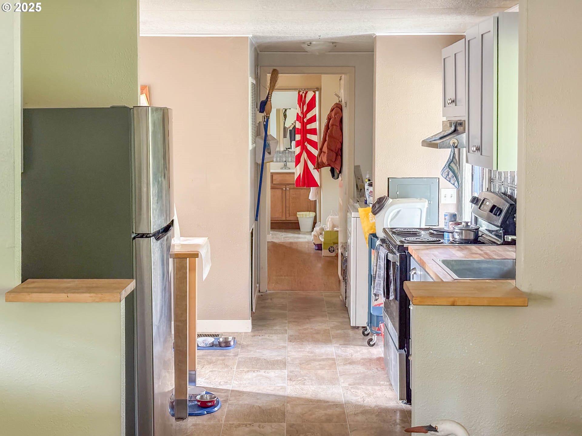 1113 NW PLATEAU DR