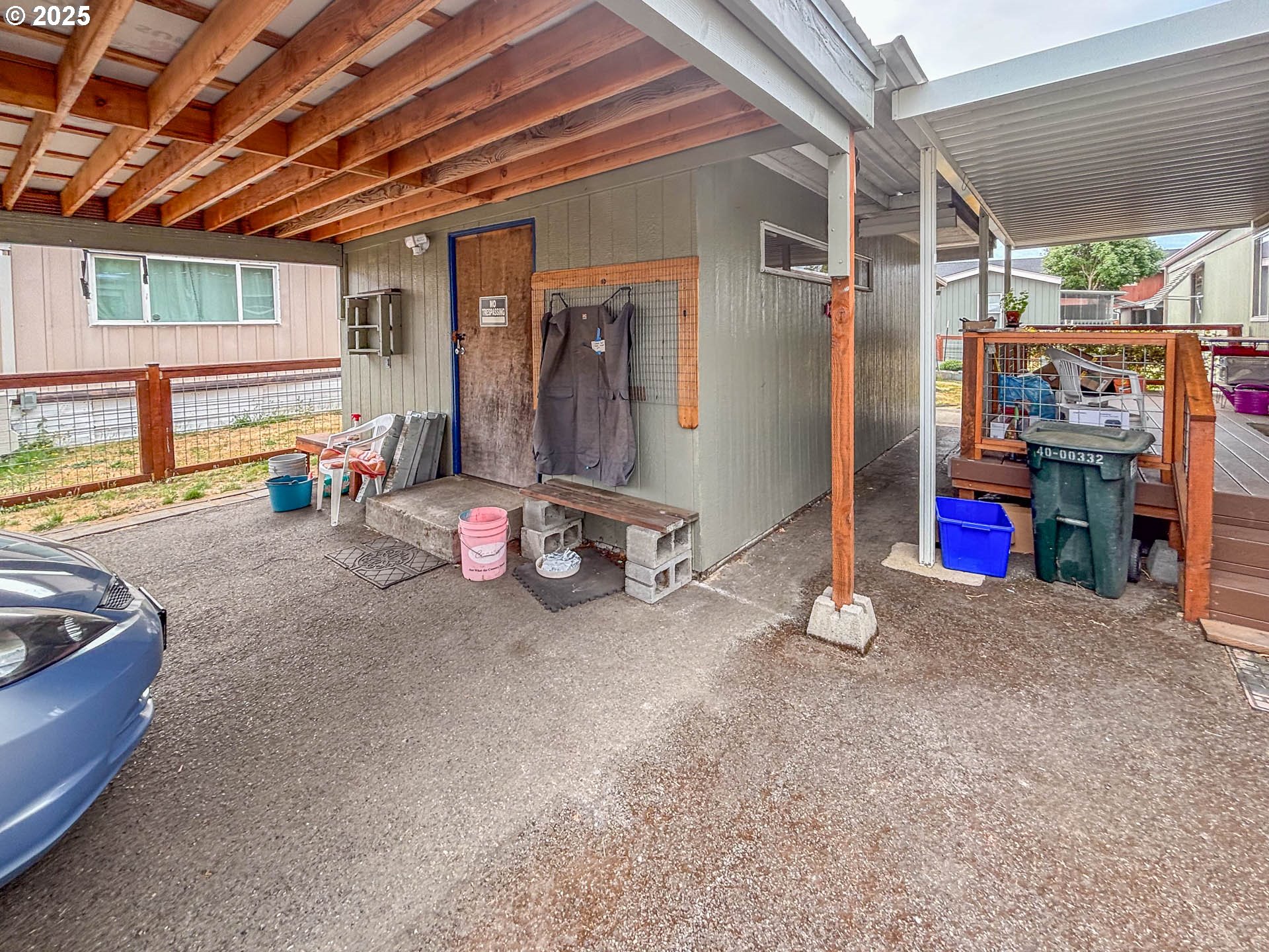 1113 NW PLATEAU DR