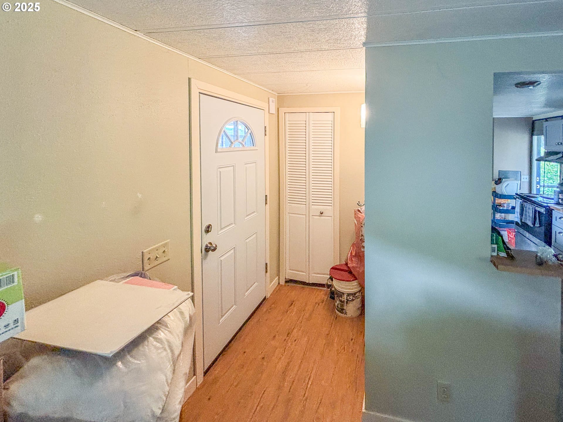 1113 NW PLATEAU DR