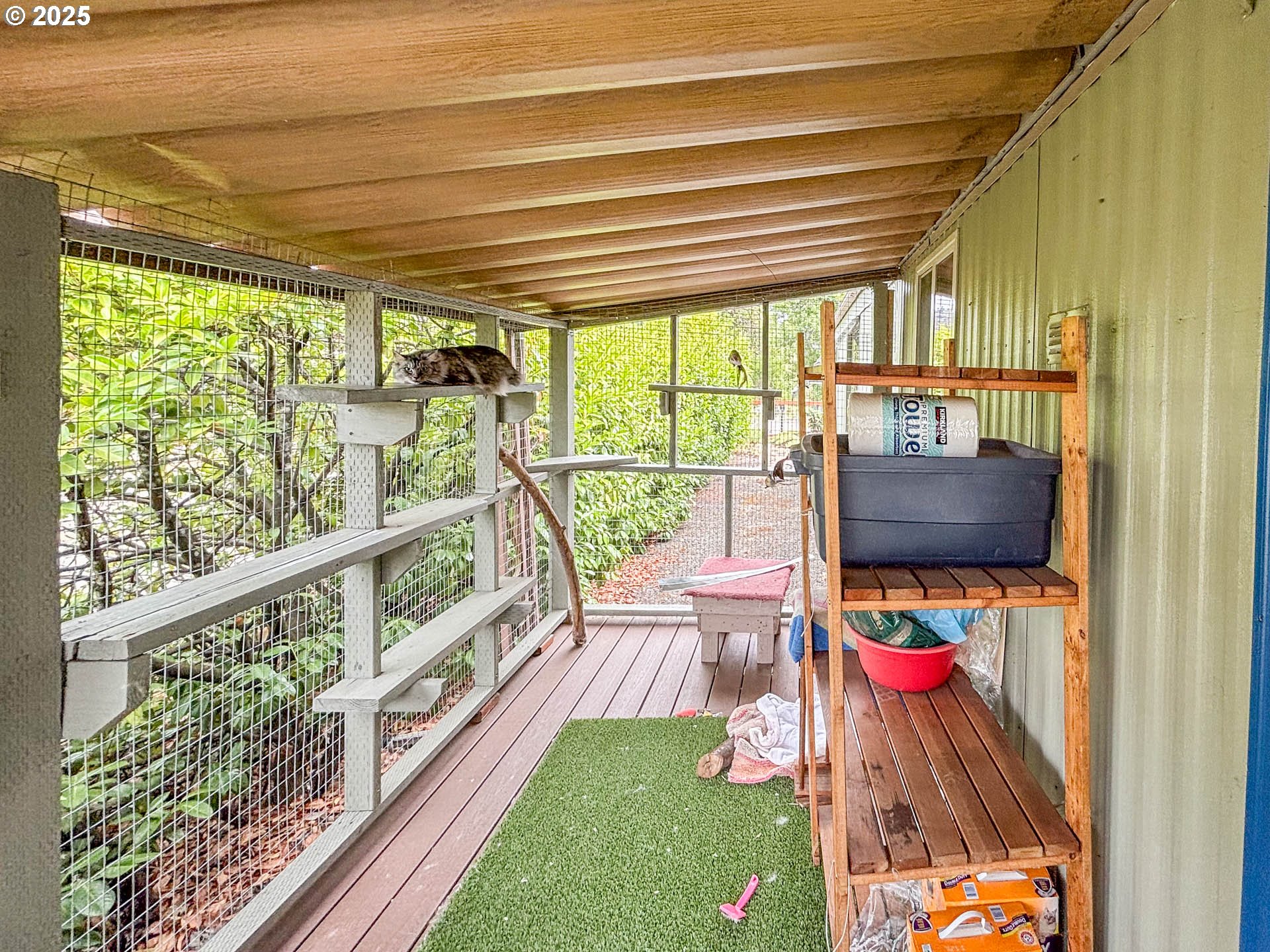 1113 NW PLATEAU DR