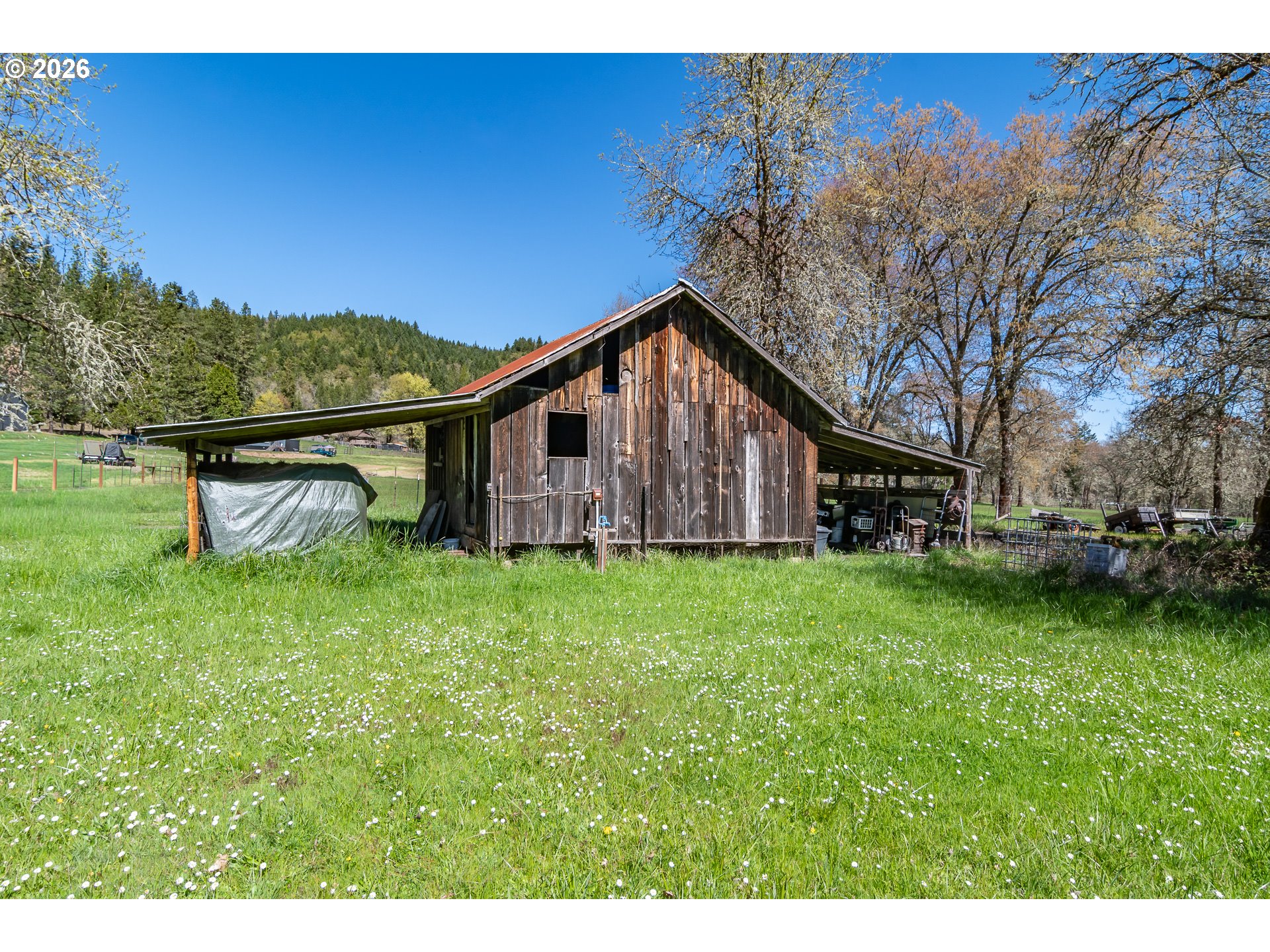 1868 LARSON RD
