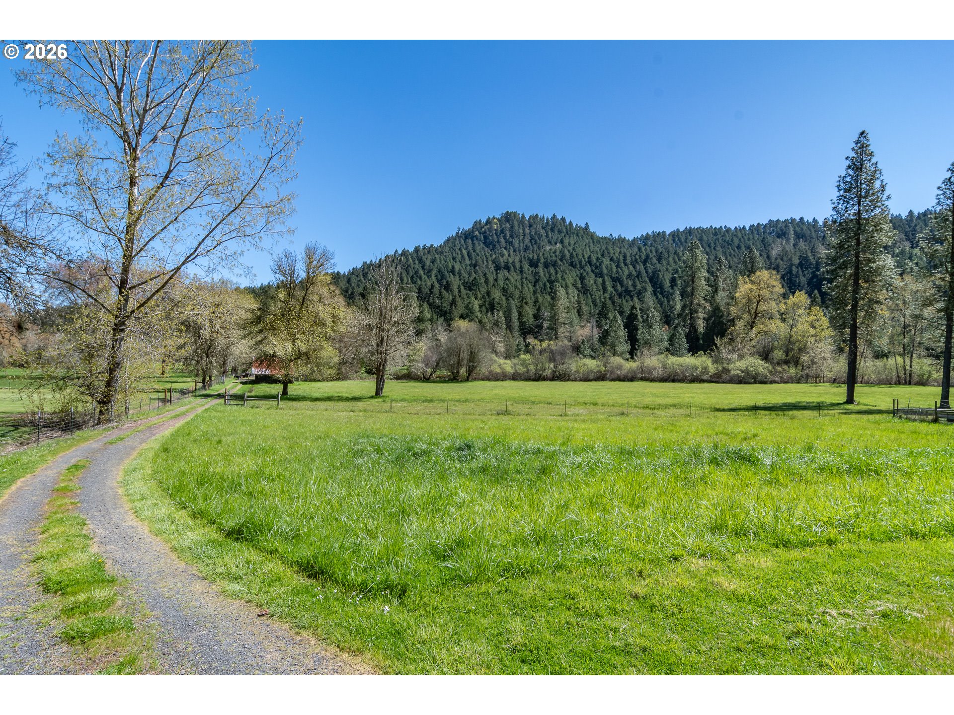 1868 LARSON RD
