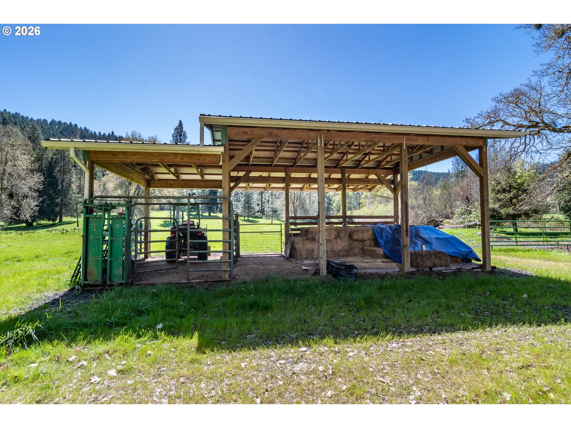 1868 LARSON RD