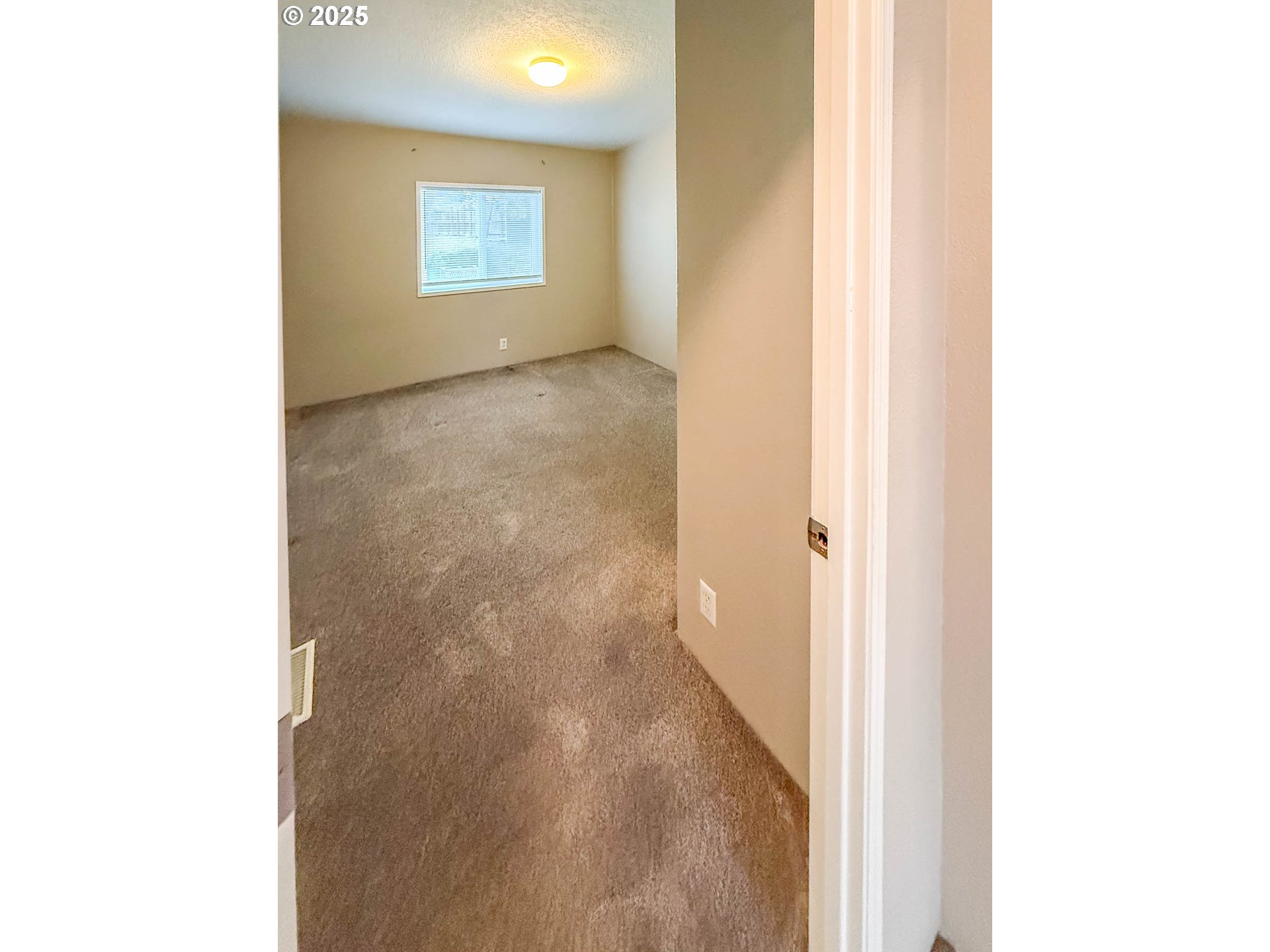 166 GREEN VISTA LN