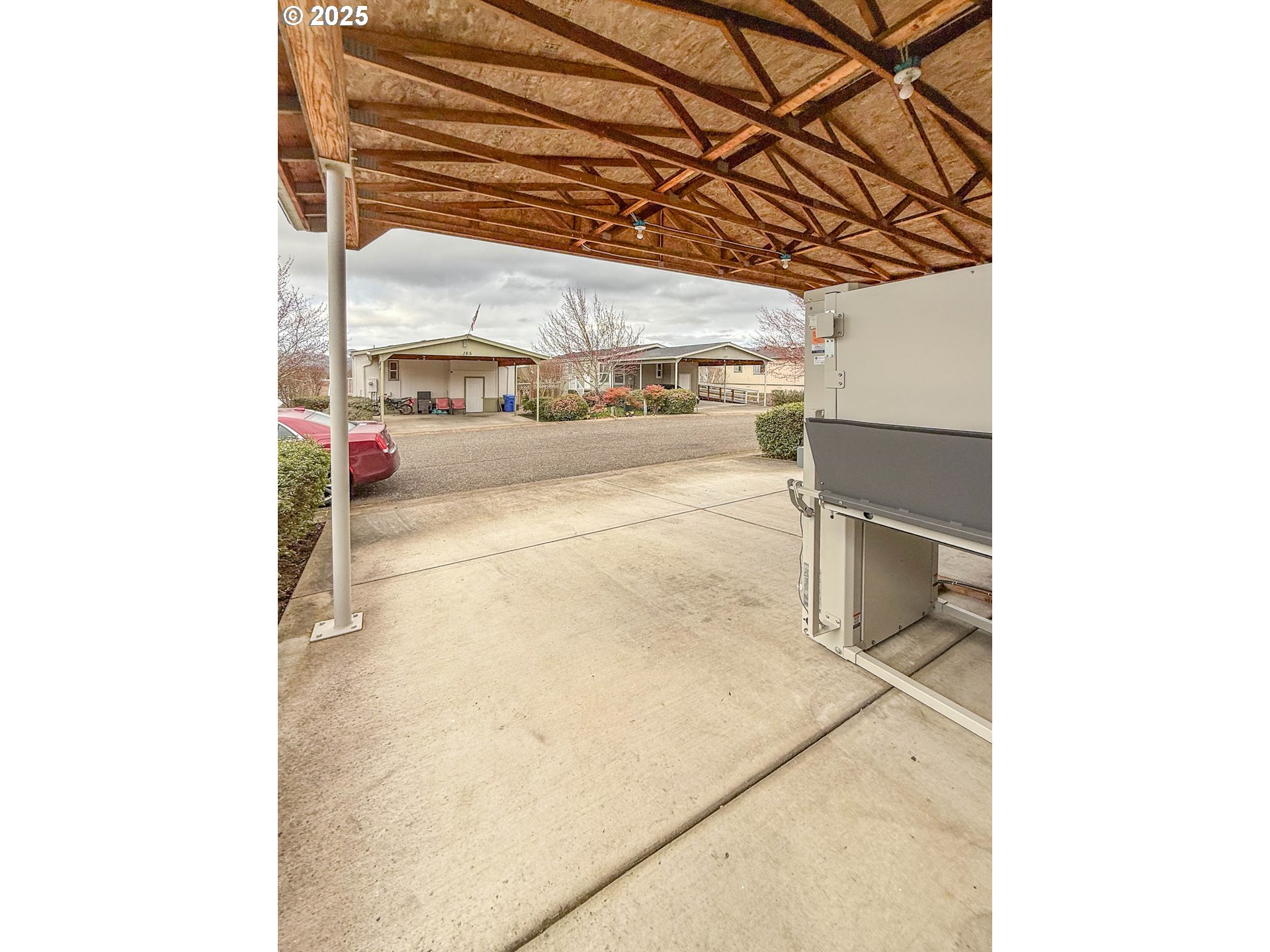 166 GREEN VISTA LN