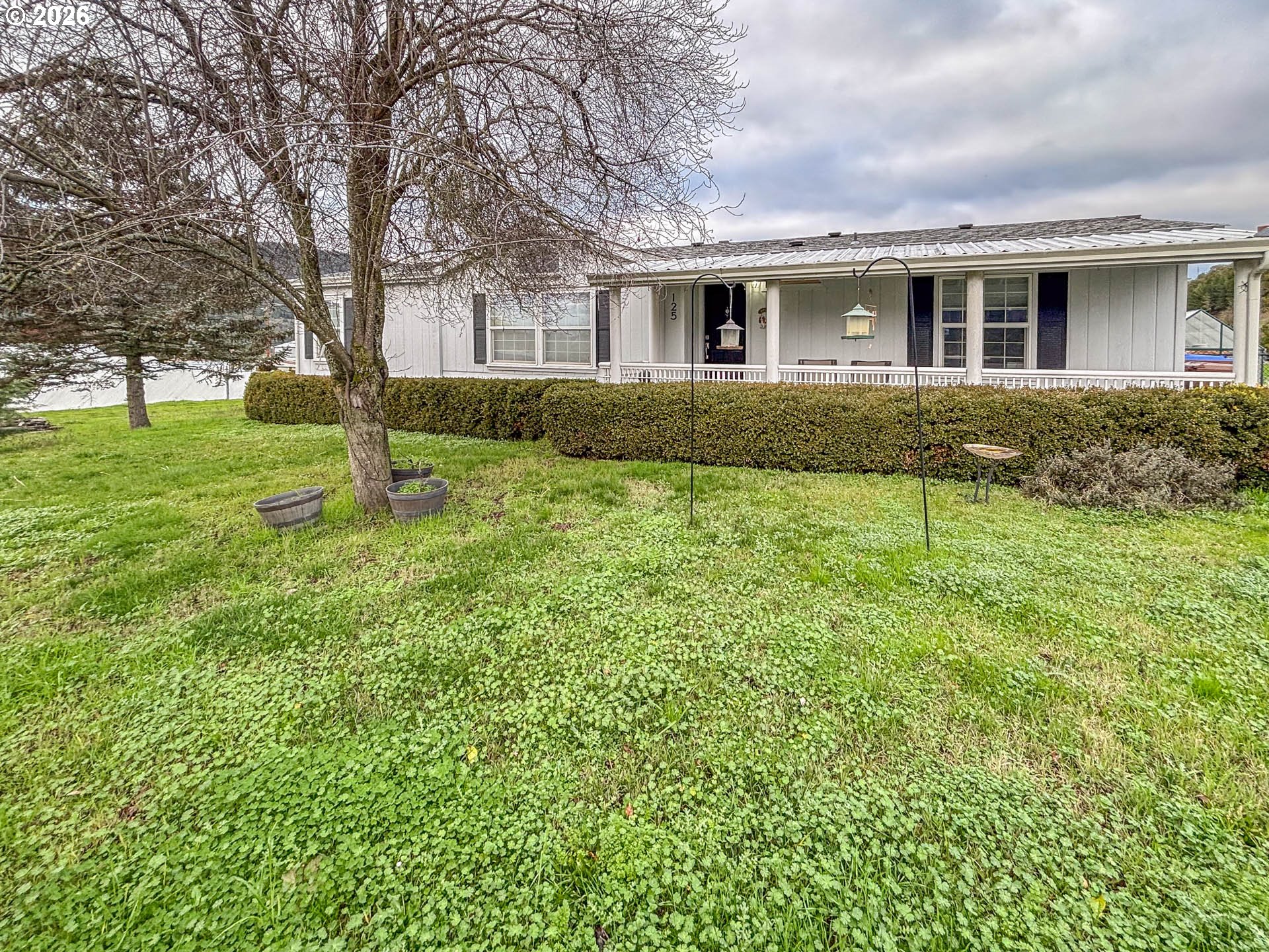 125 ROSE AVE
