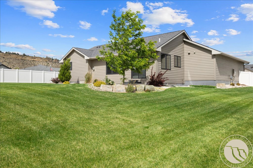 2522 Blue Mountain Trail