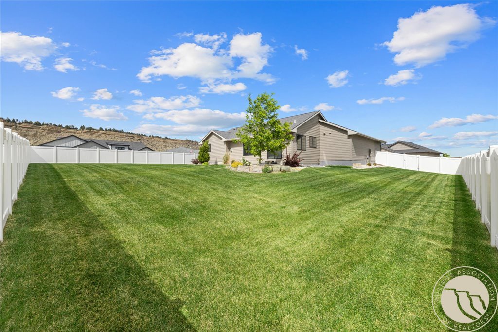 2522 Blue Mountain Trail