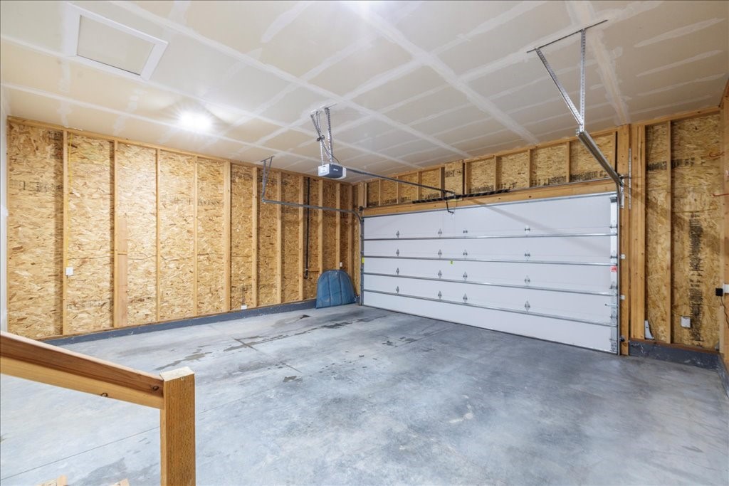 1809 Annas Garden Ln