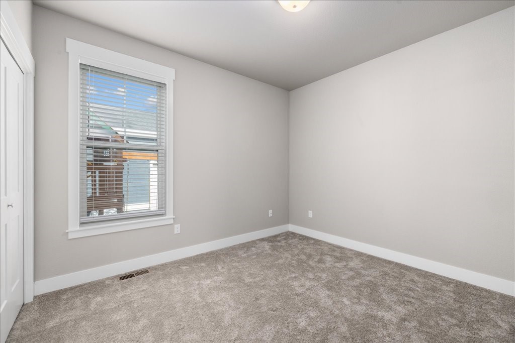 1809 Annas Garden Ln