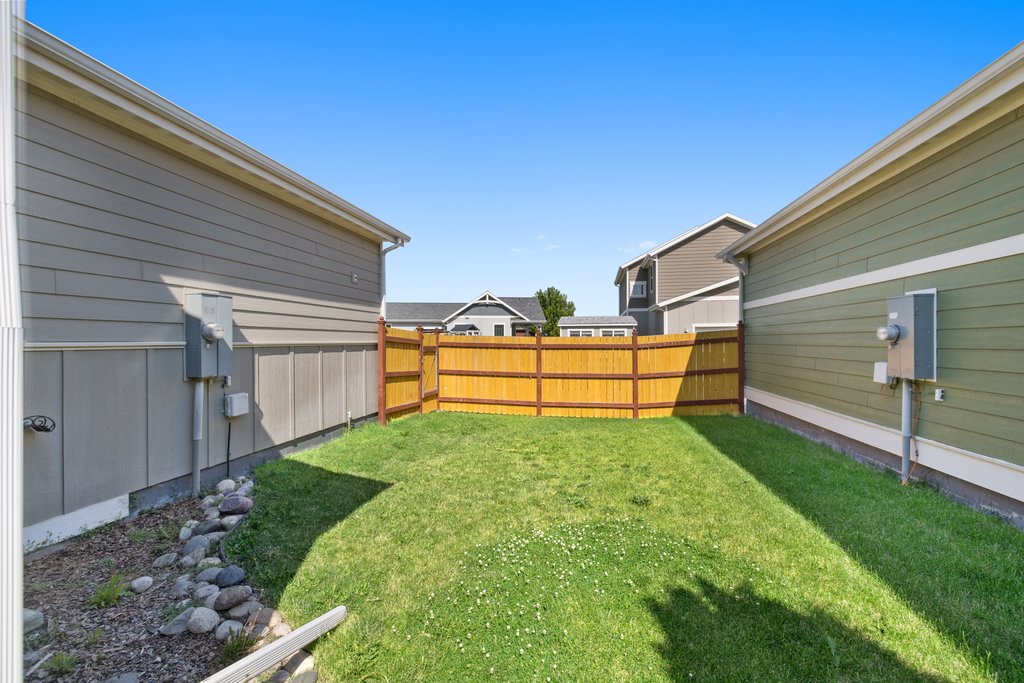 1809 Annas Garden Ln