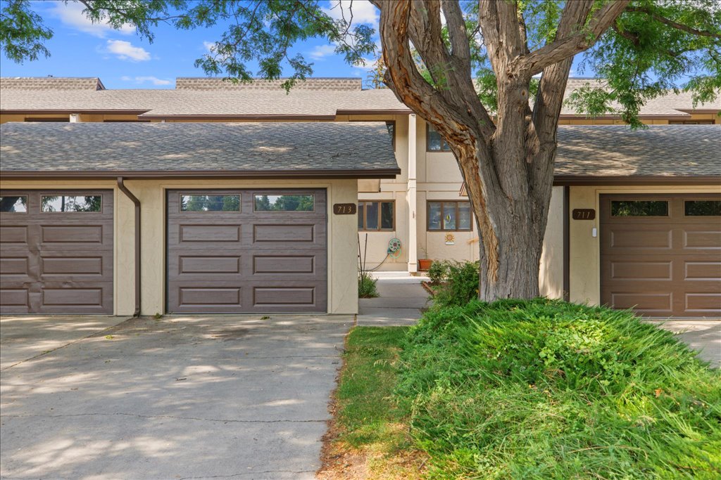 713 Beverly Hill Boulevard