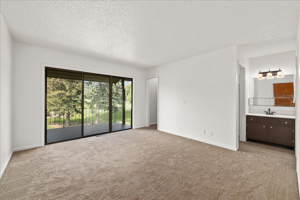 713 Beverly Hill Boulevard