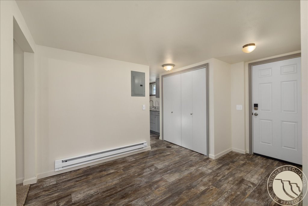 1420 7th Street W