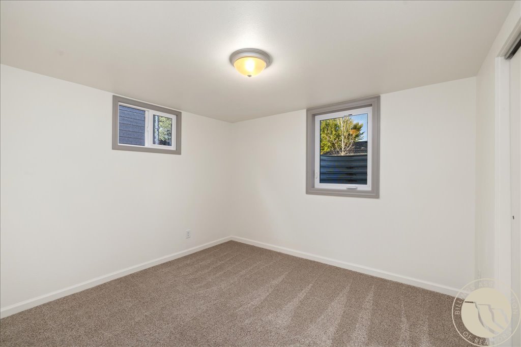 1420 7th Street W