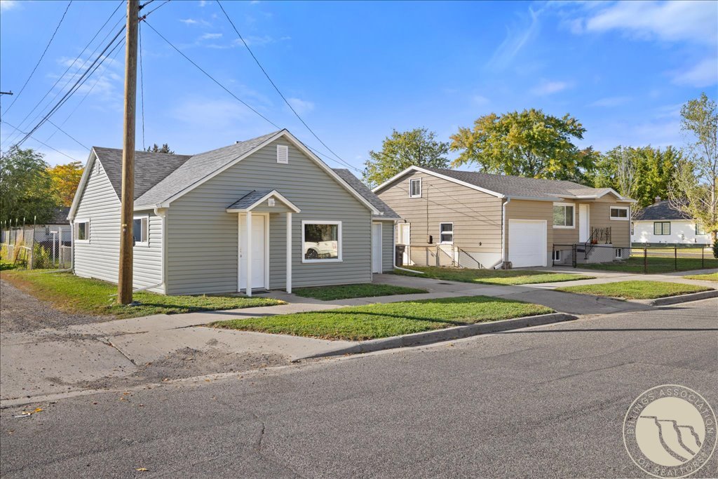 1420 7th Street W