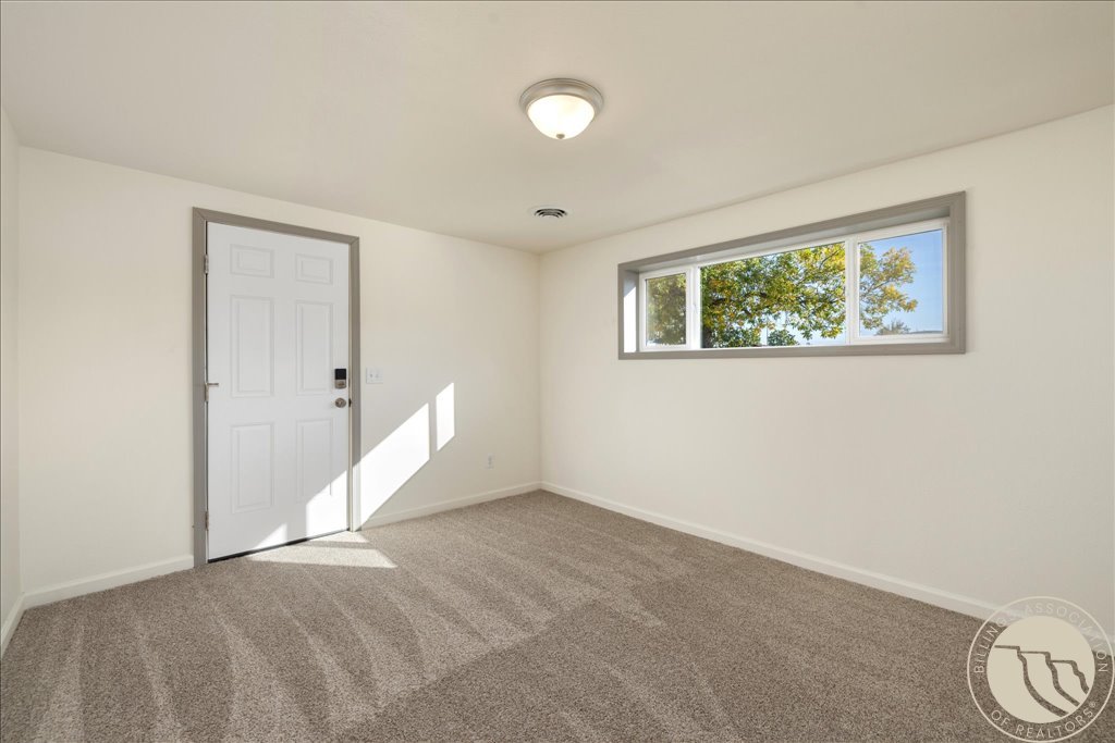 1420 7th Street W