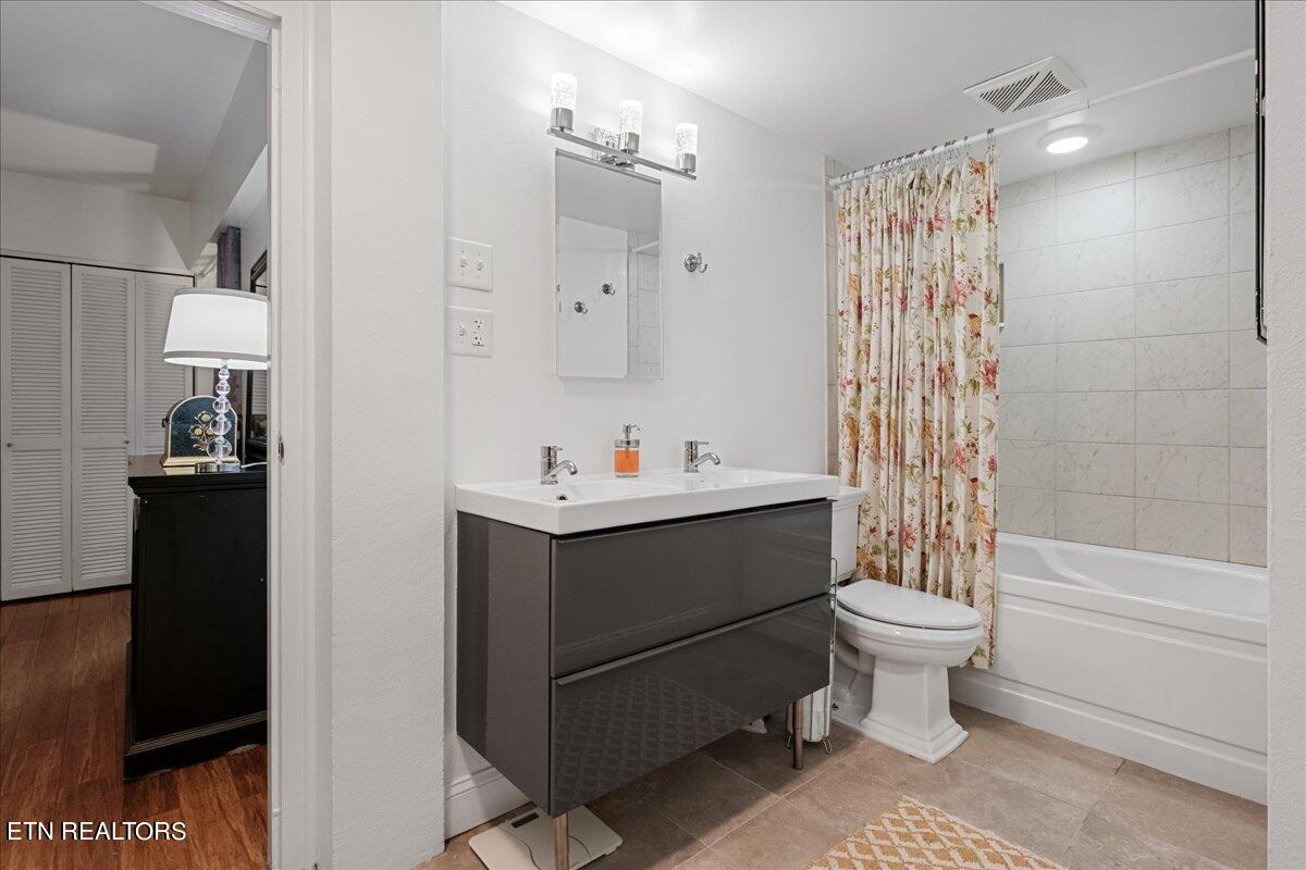 1400 Kenesaw Ave, 11K