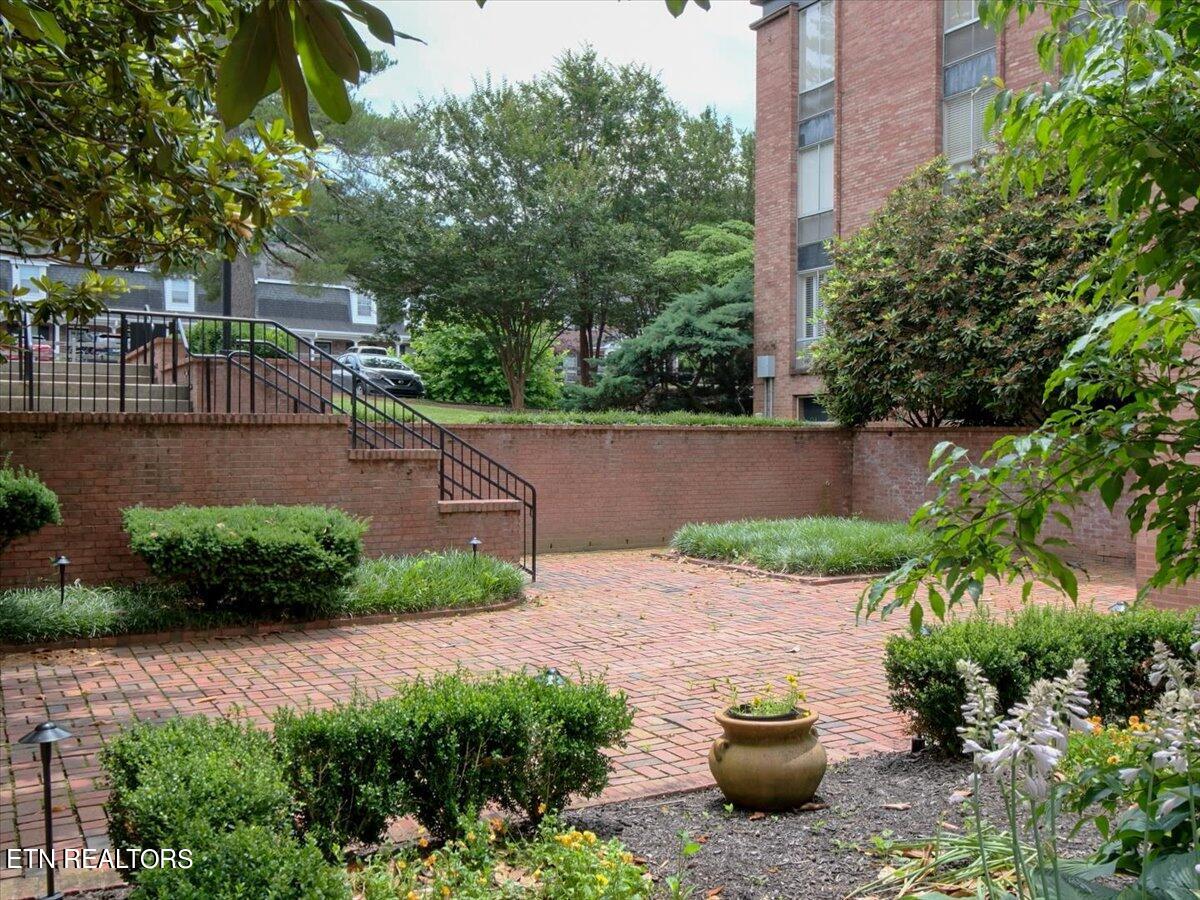 1400 Kenesaw Ave, 11K