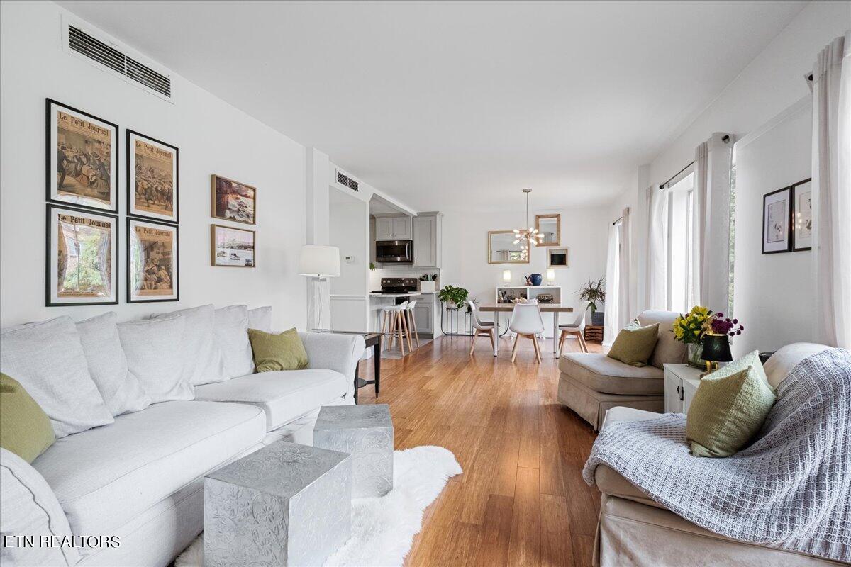 1400 Kenesaw Ave, 11K