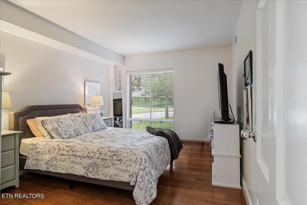 1400 Kenesaw Ave, 11K