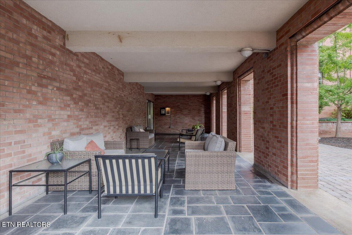 1400 Kenesaw Ave, 11K