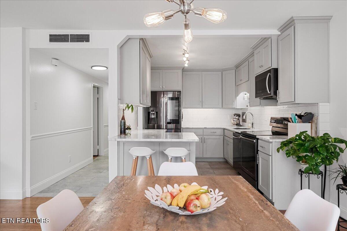 1400 Kenesaw Ave, 11K