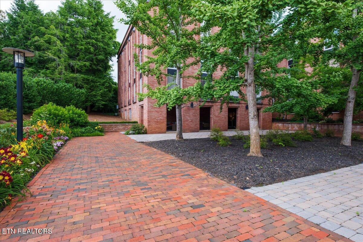 1400 Kenesaw Ave, 11K