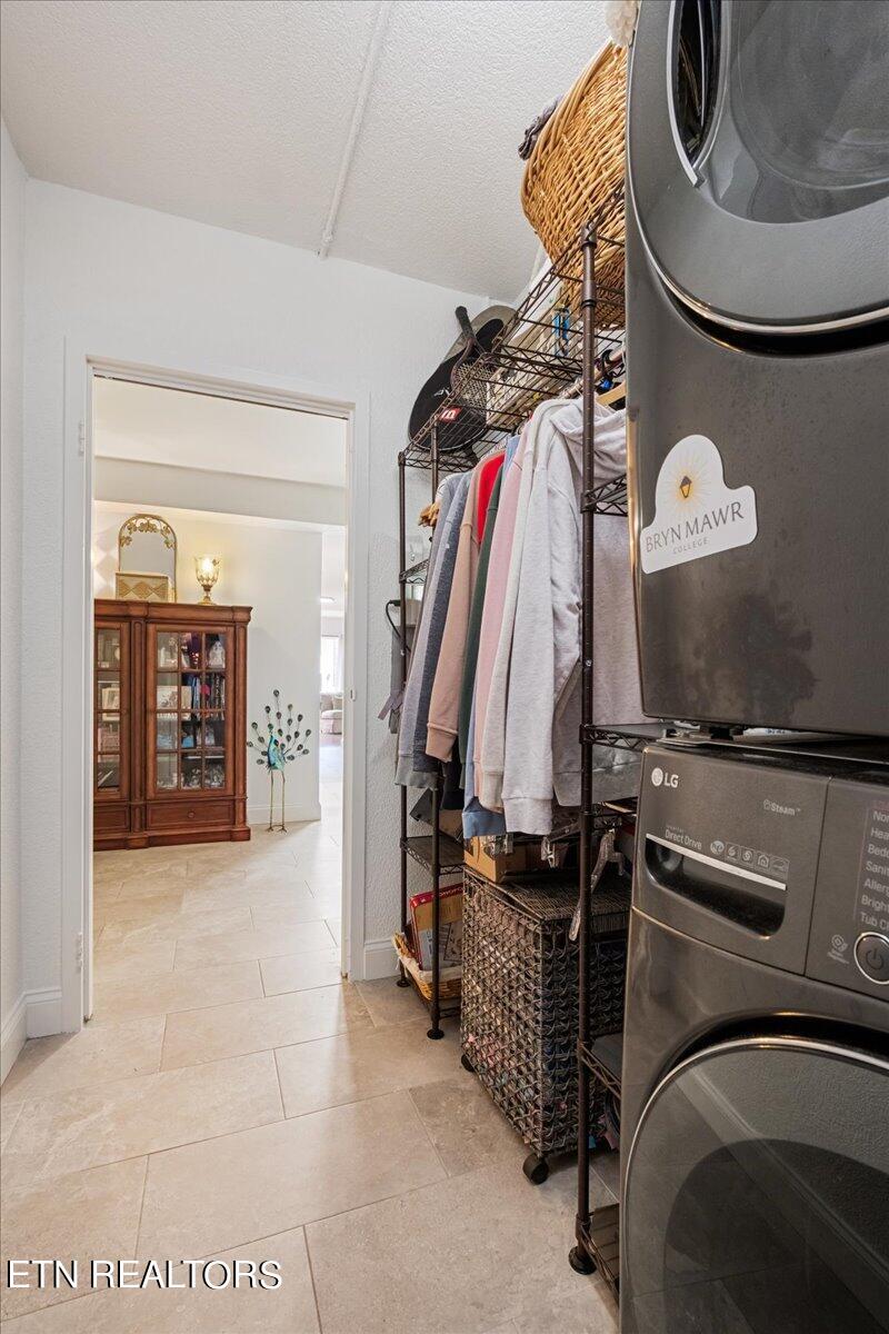 1400 Kenesaw Ave, 11K