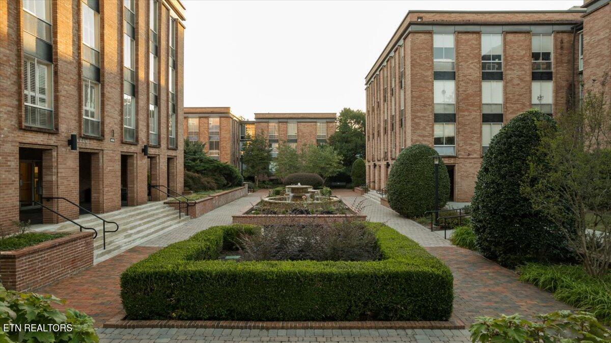 1400 Kenesaw Ave, 13R