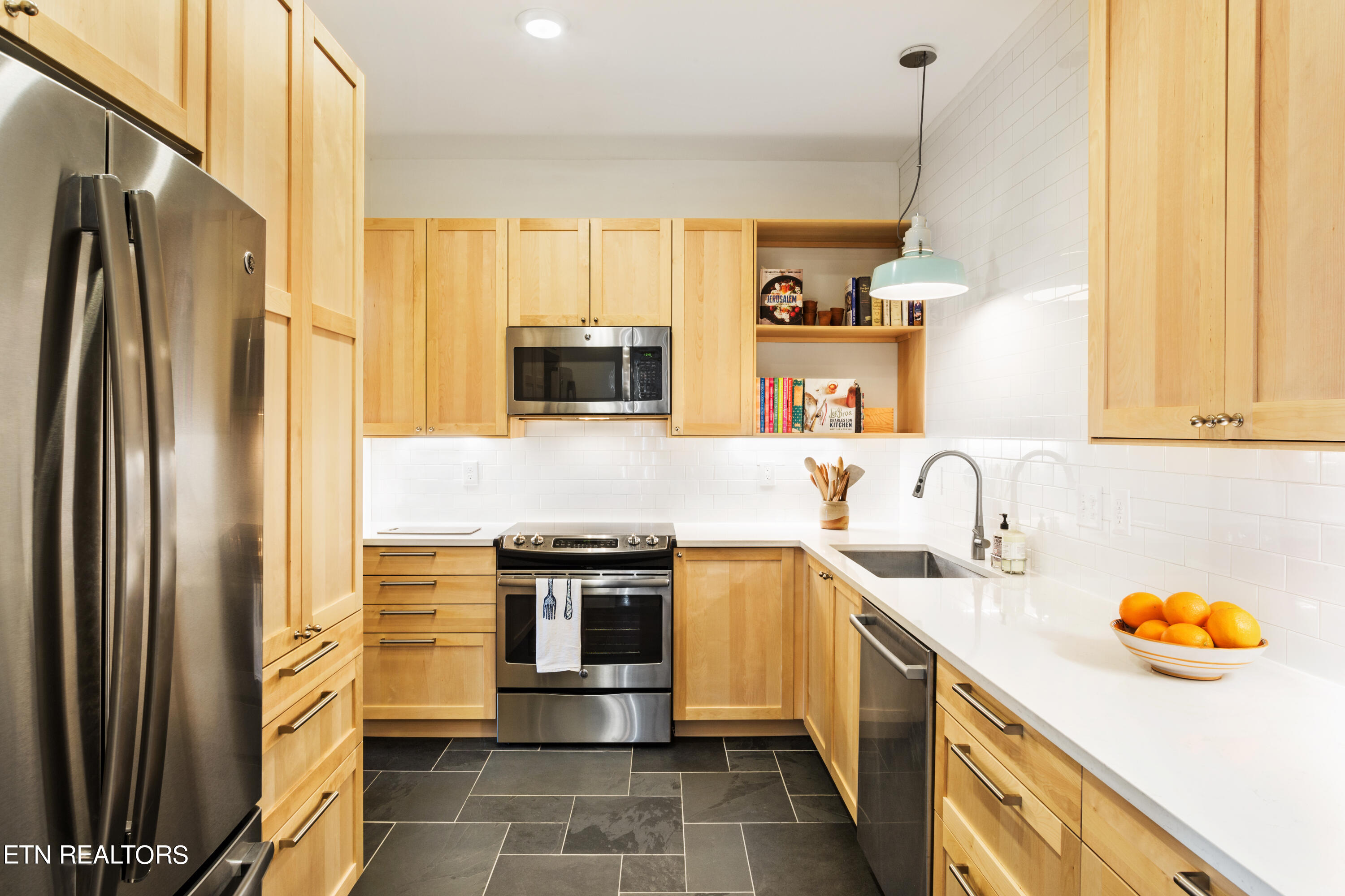 1400 Kenesaw Ave, 13R