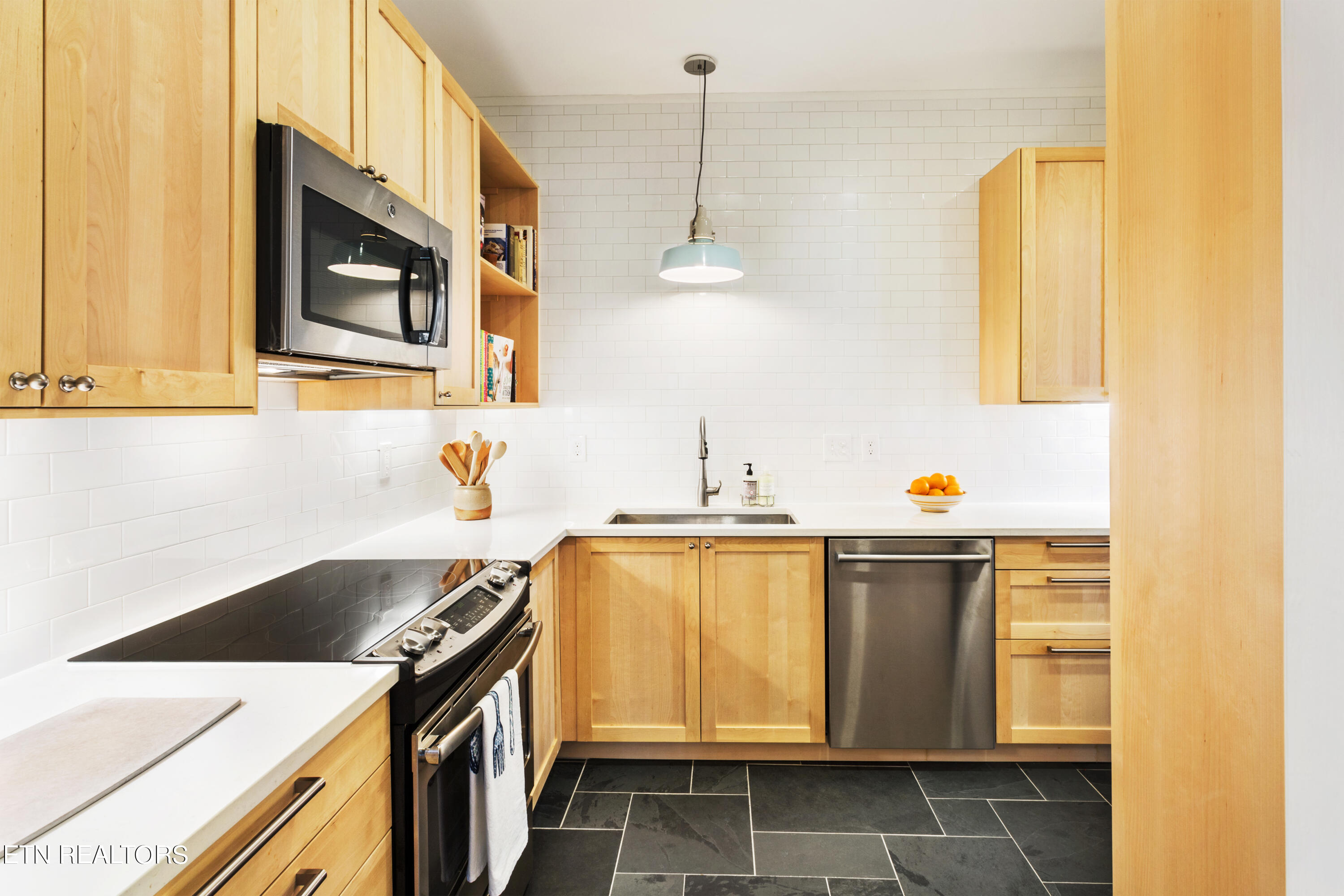 1400 Kenesaw Ave, 13R