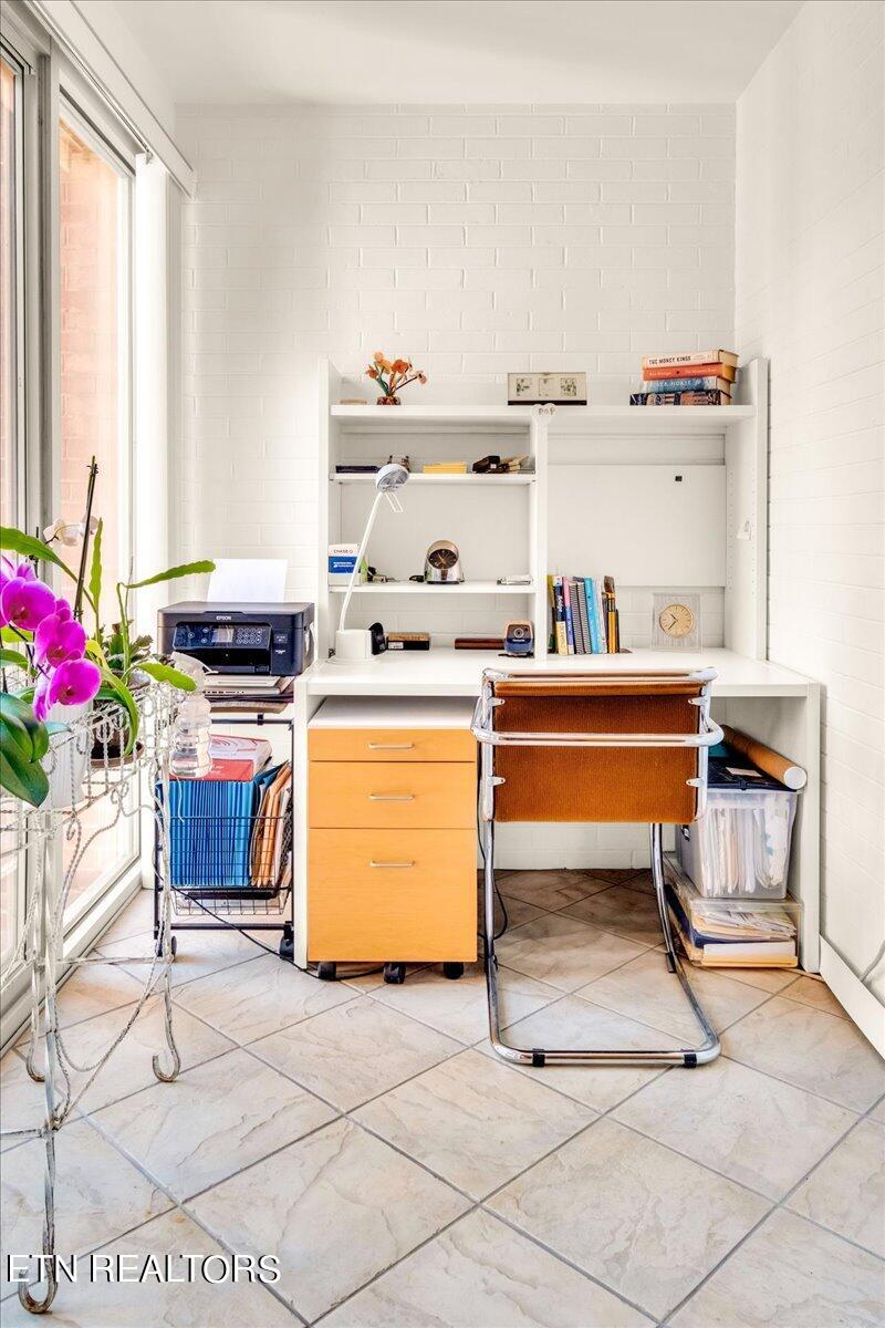 1400 Kenesaw Ave, 13R