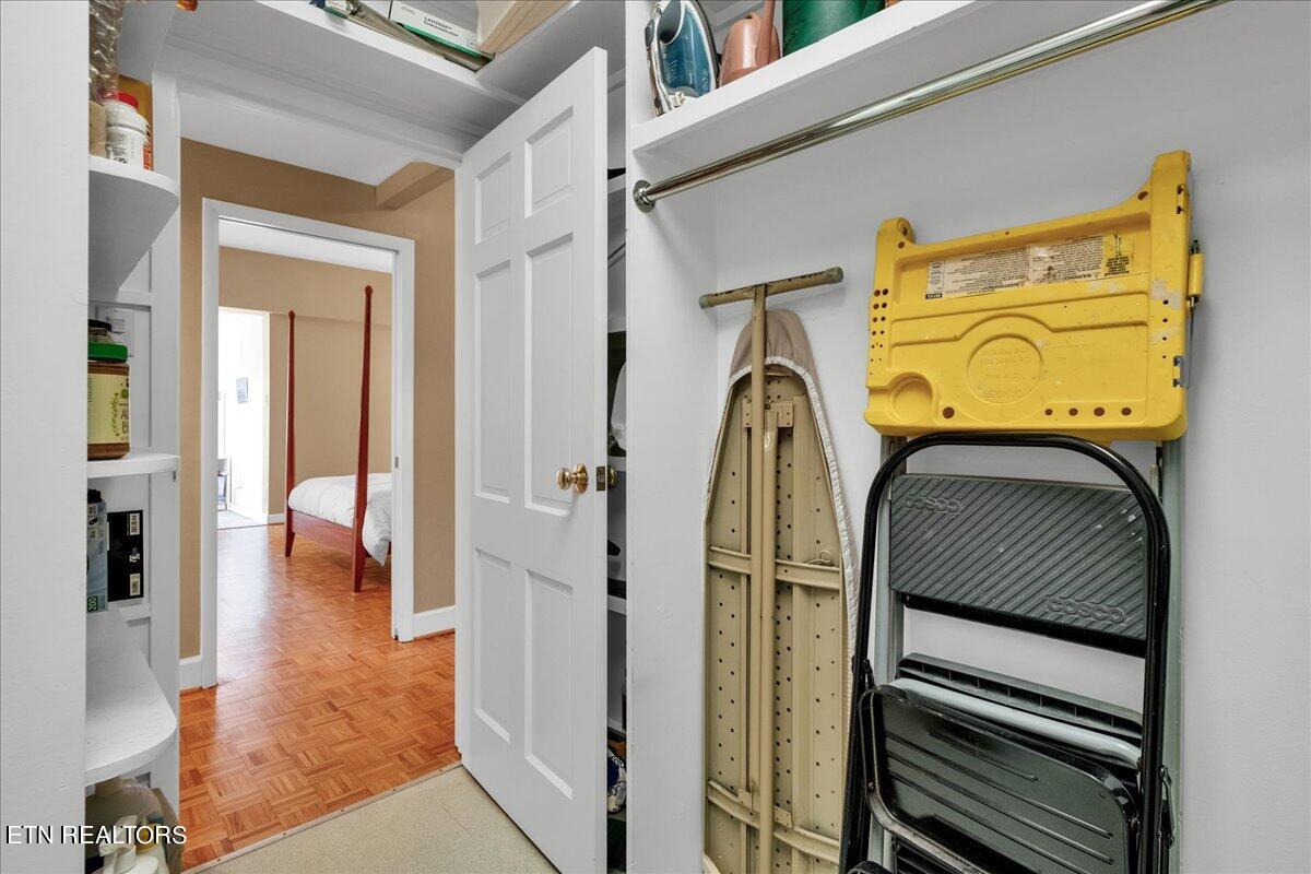 1400 Kenesaw Ave, 13R