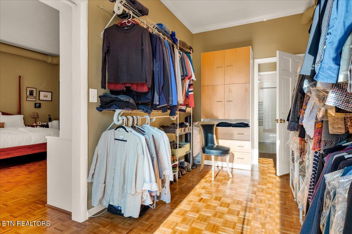 1400 Kenesaw Ave, 13R