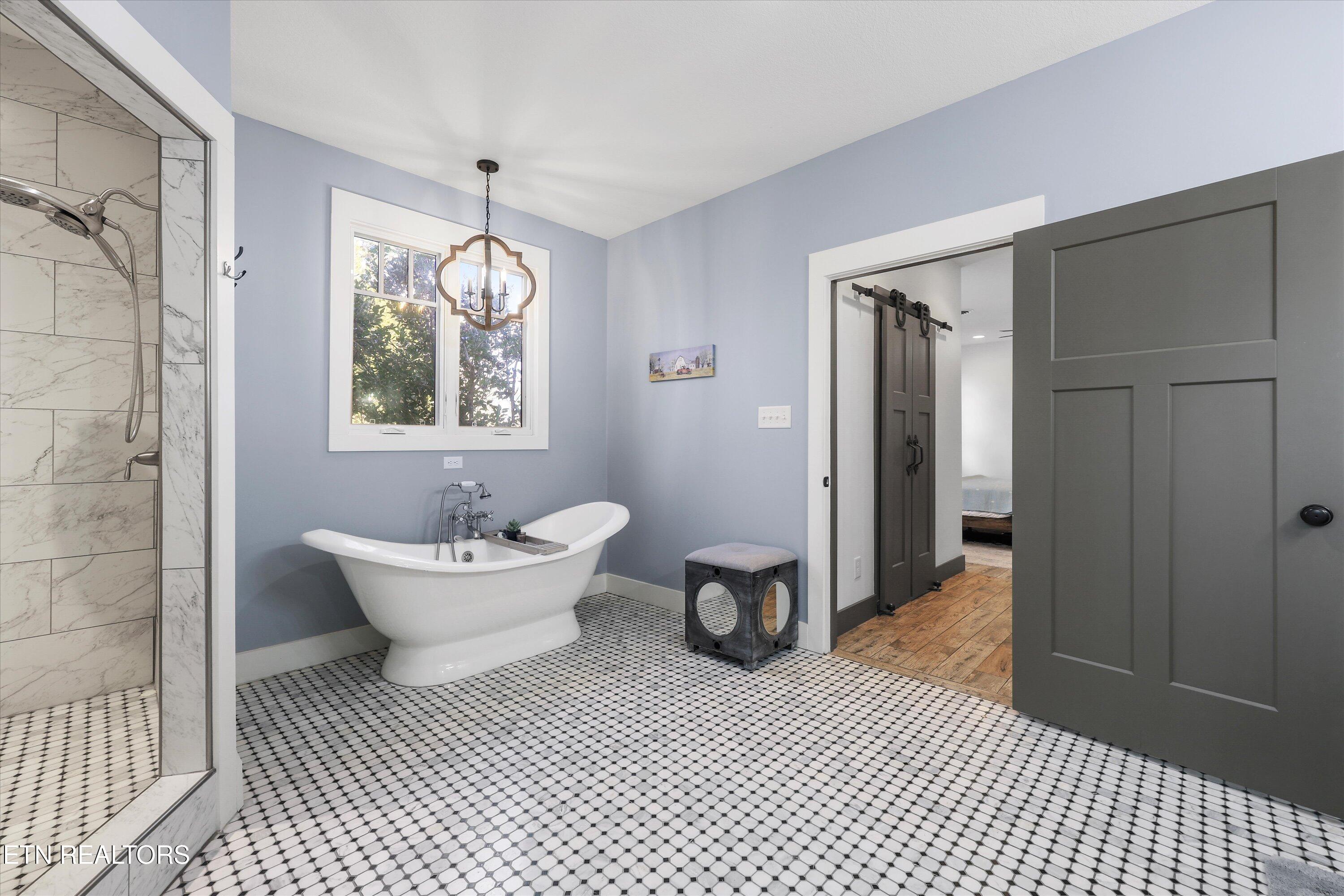 9187 Old Maynardville Pike