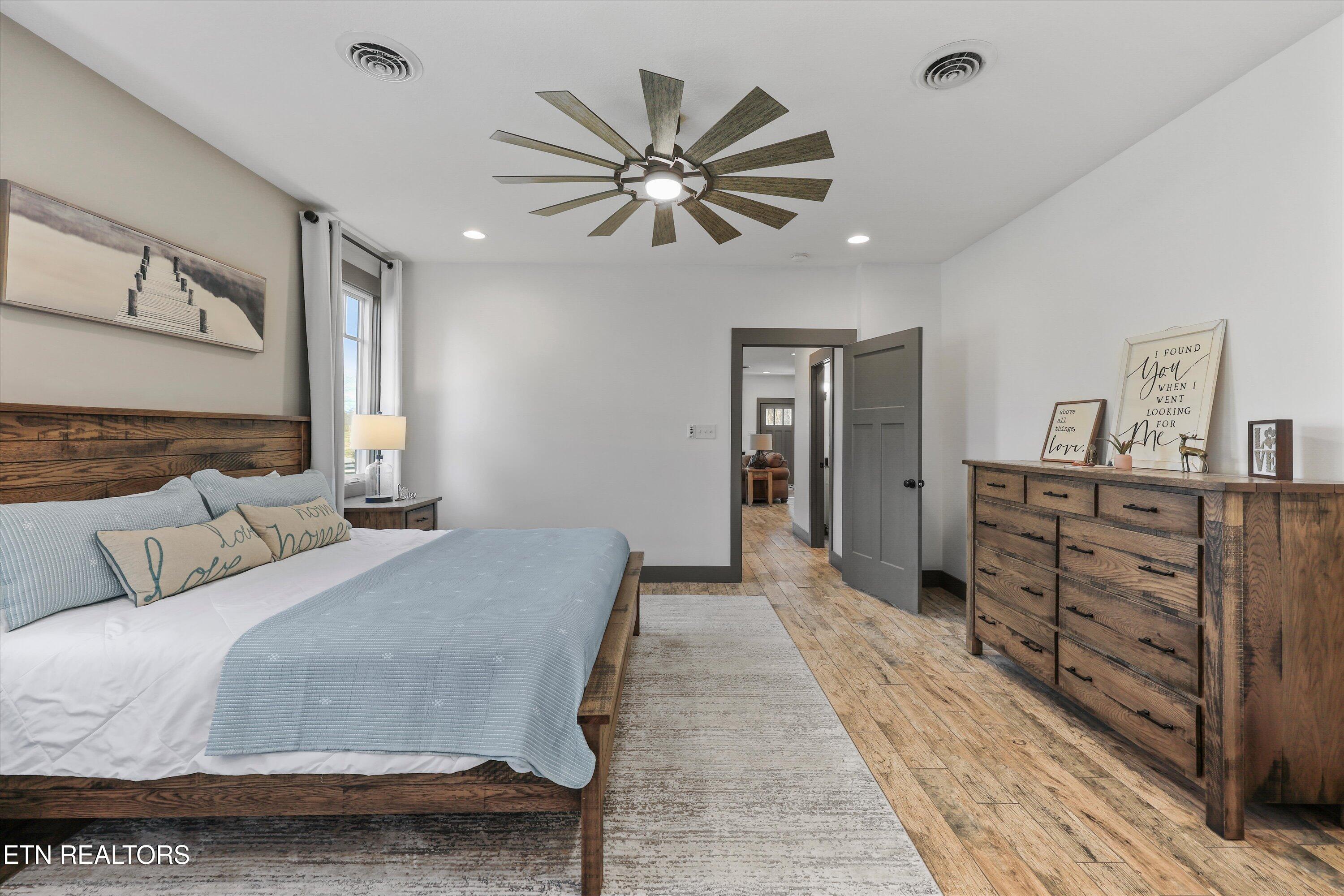 9187 Old Maynardville Pike