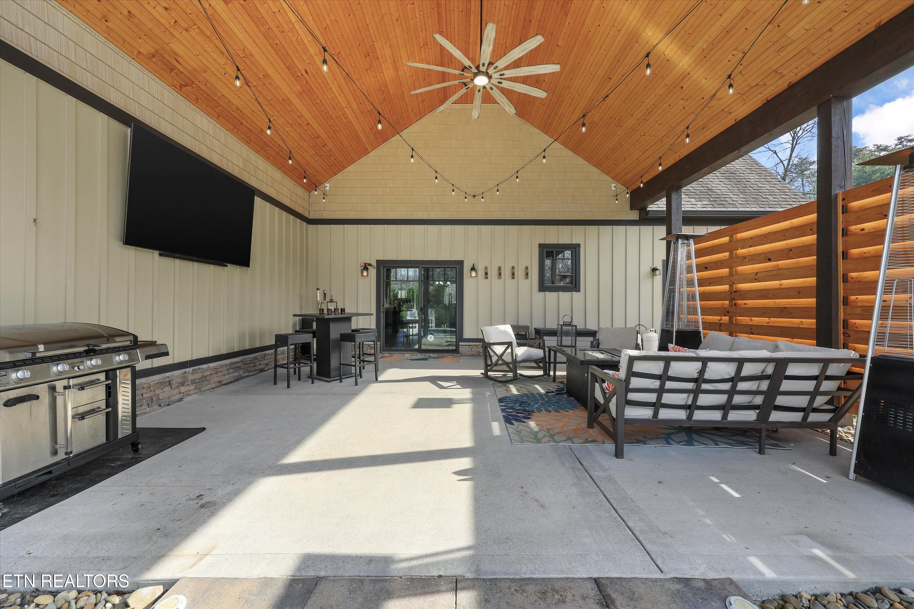 9187 Old Maynardville Pike