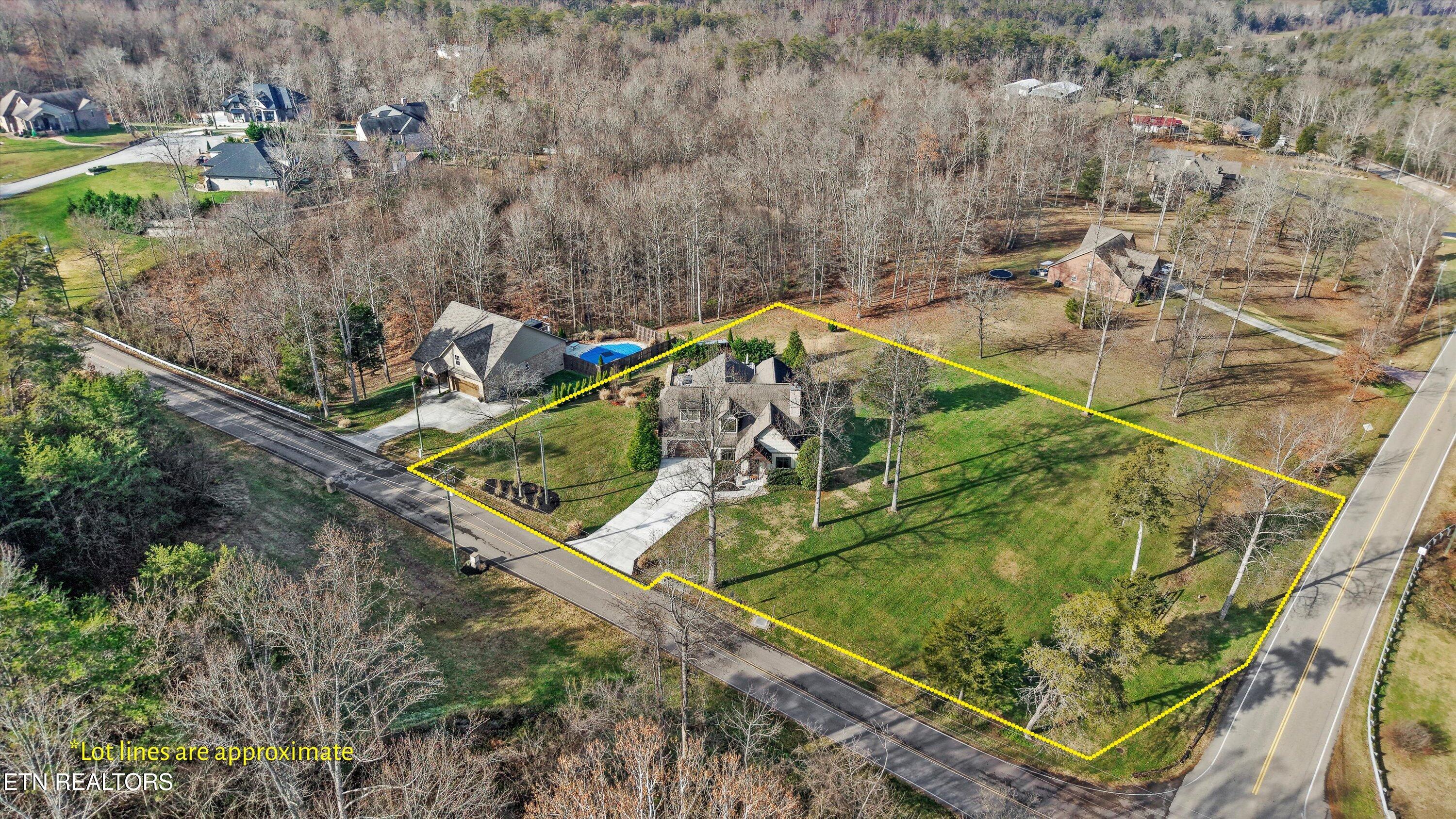 9187 Old Maynardville Pike