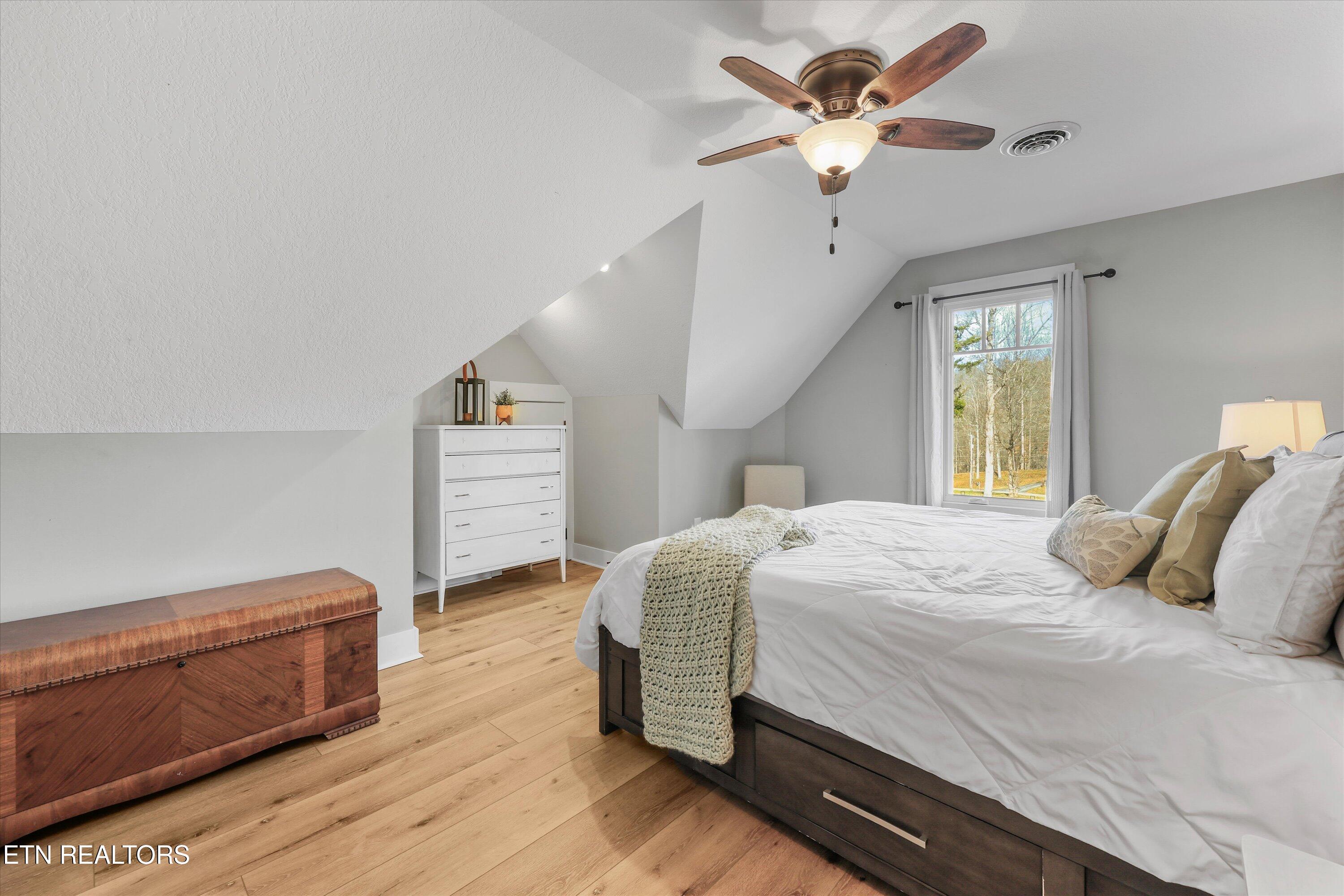 9187 Old Maynardville Pike