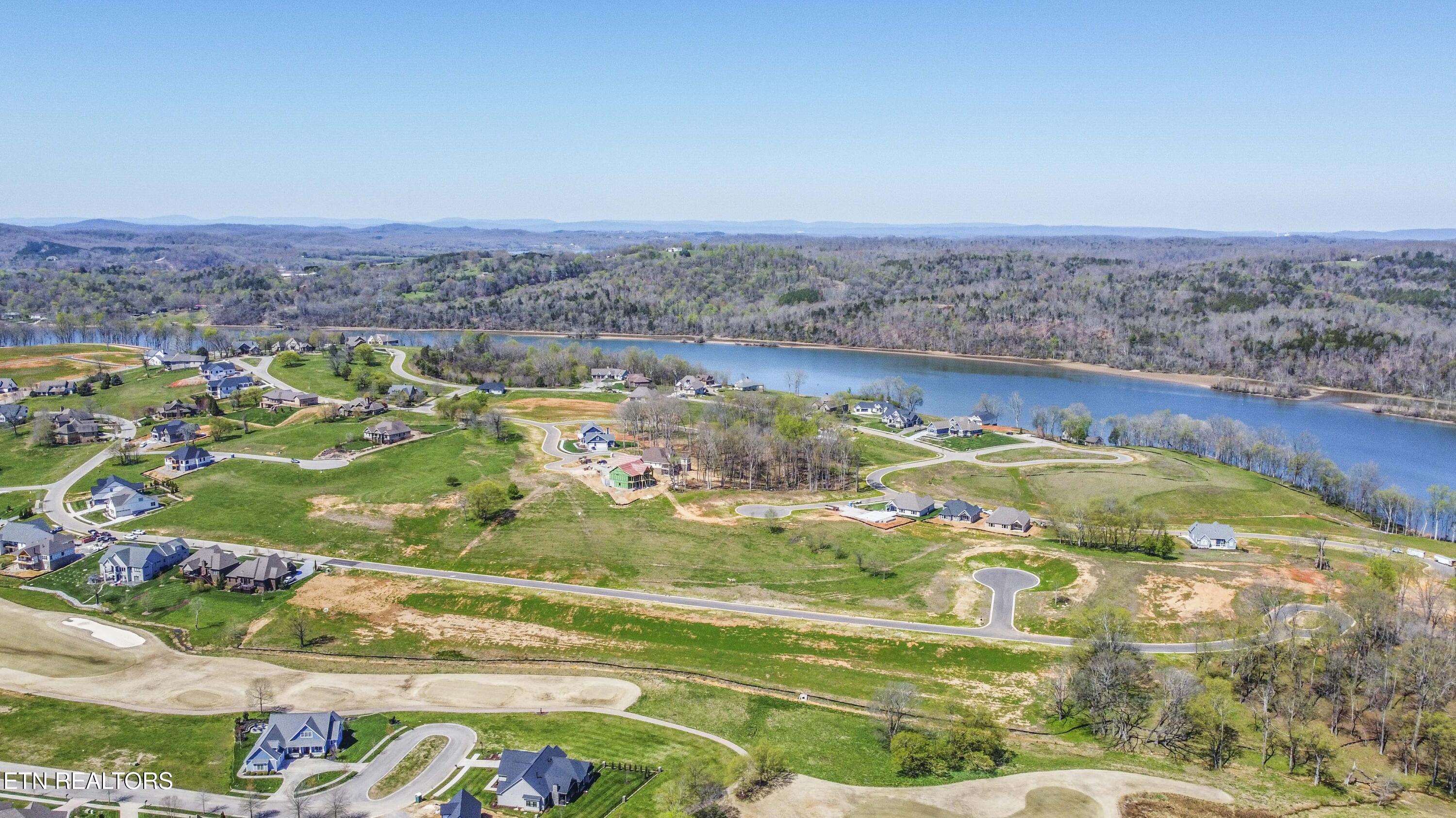 687 River Bank Tr