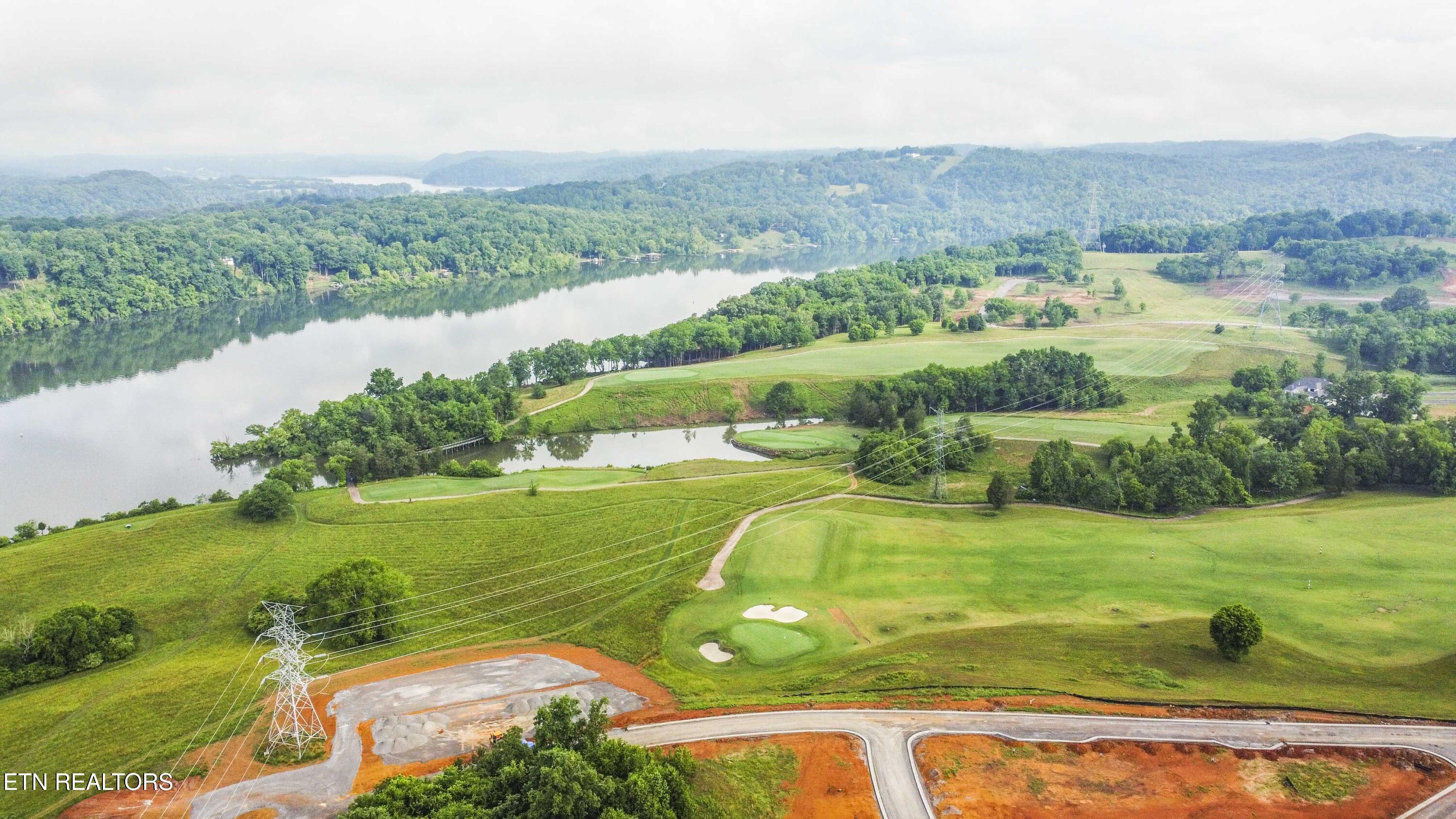 687 River Bank Tr