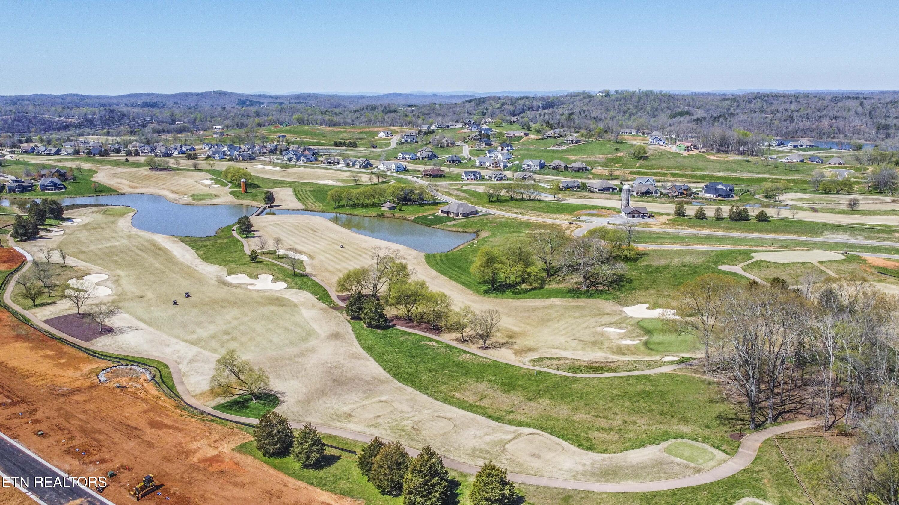 687 River Bank Tr