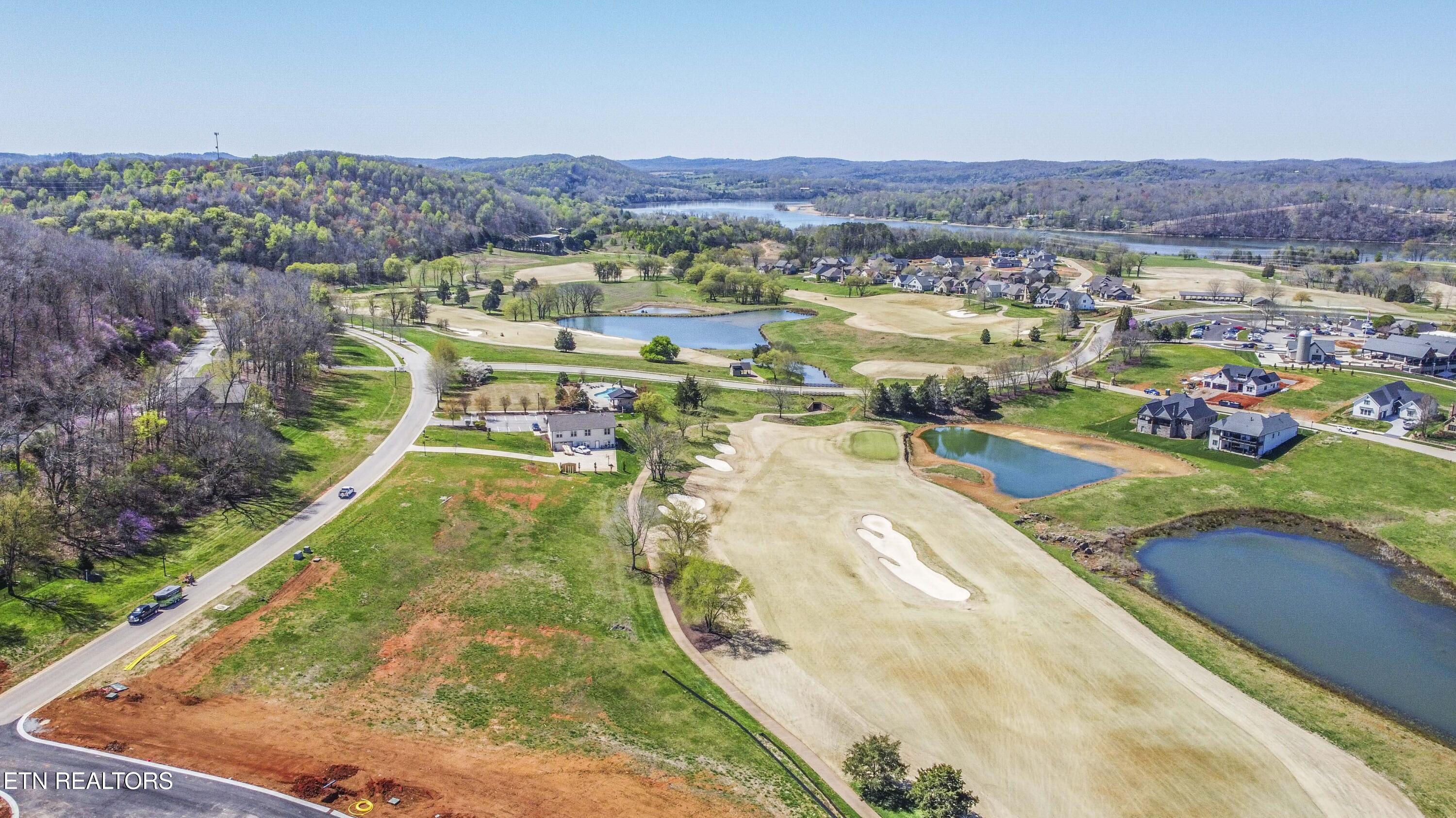 687 River Bank Tr