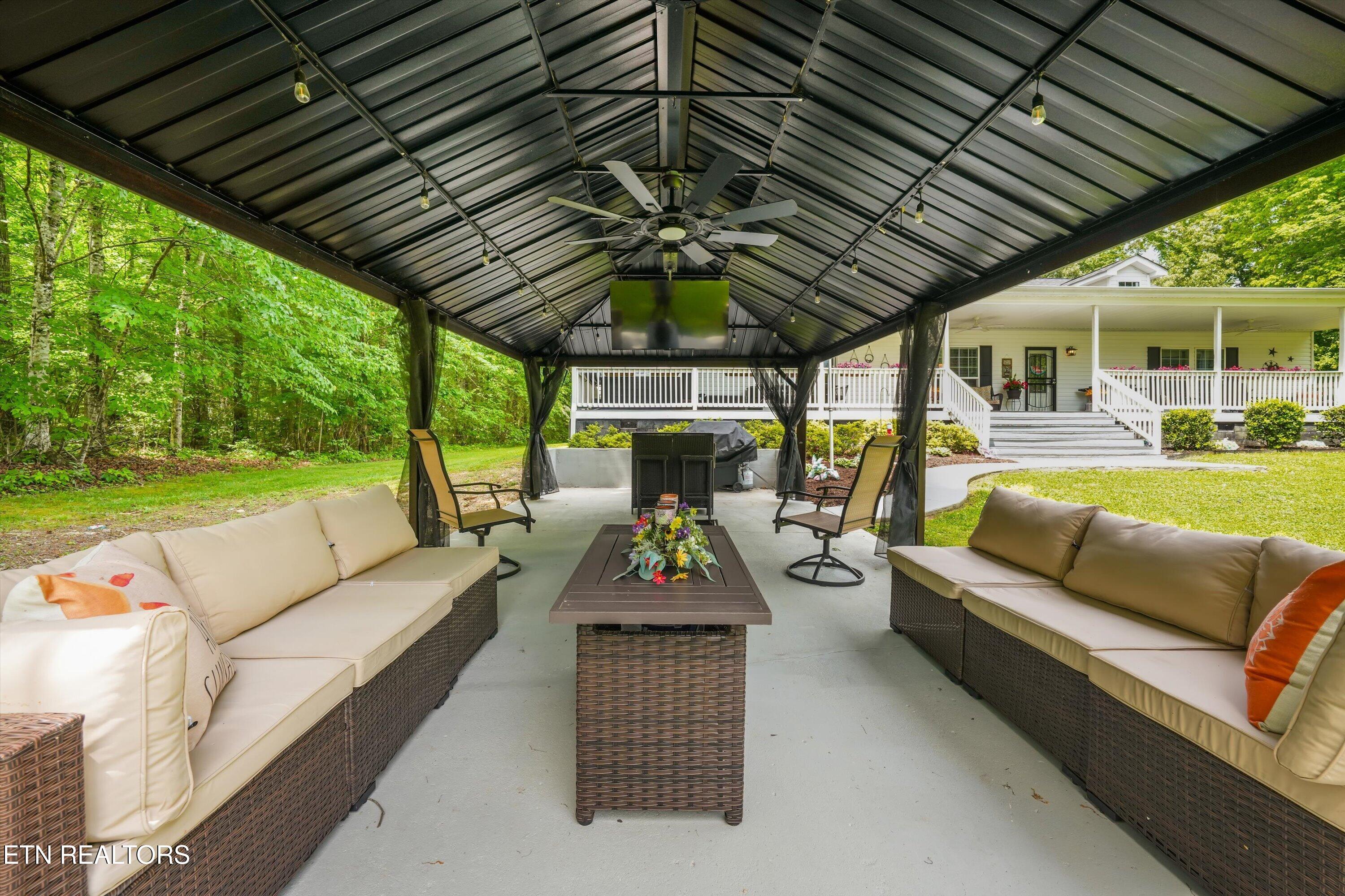 598 Huff Bend Lane