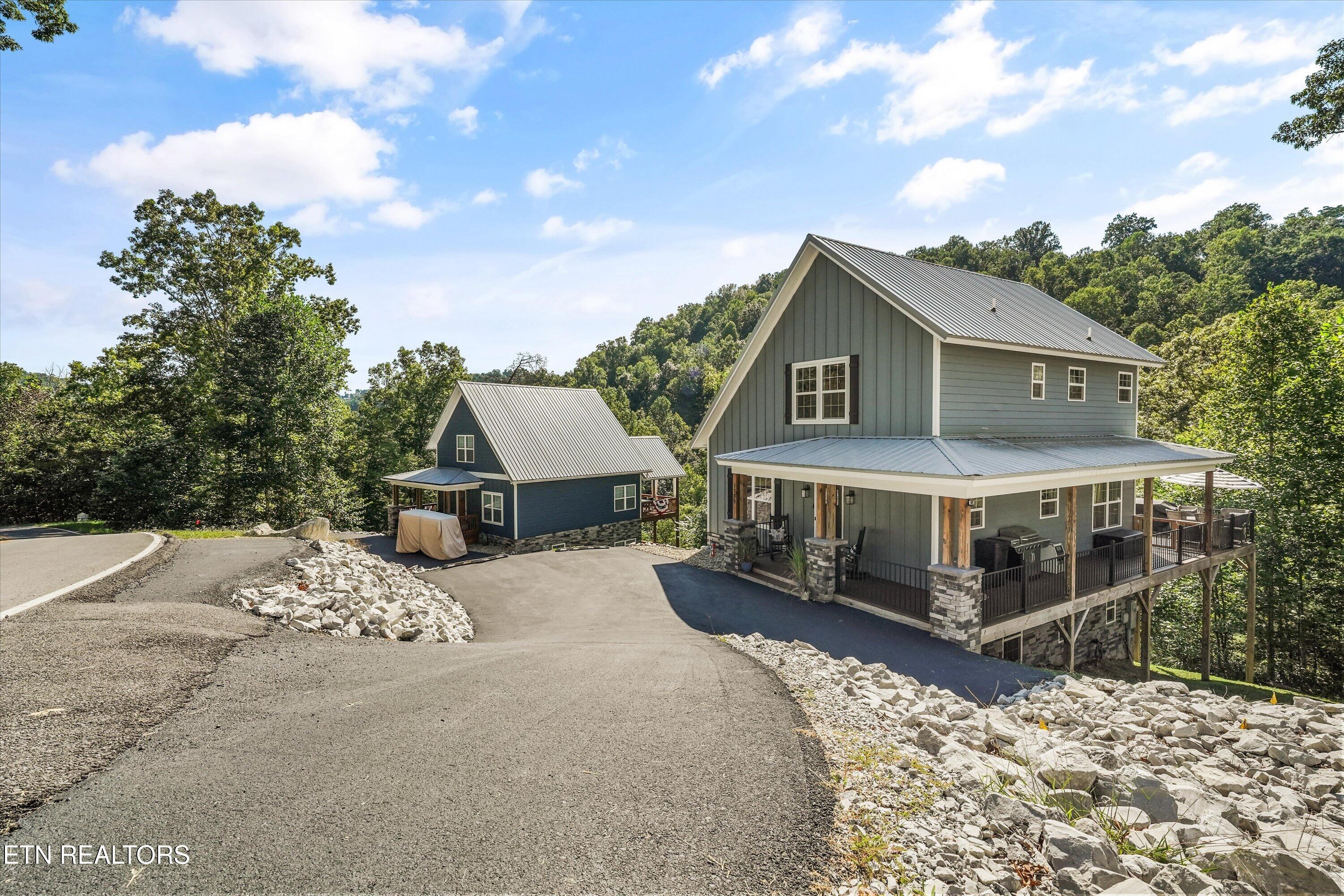 1700 Ridge Rd
