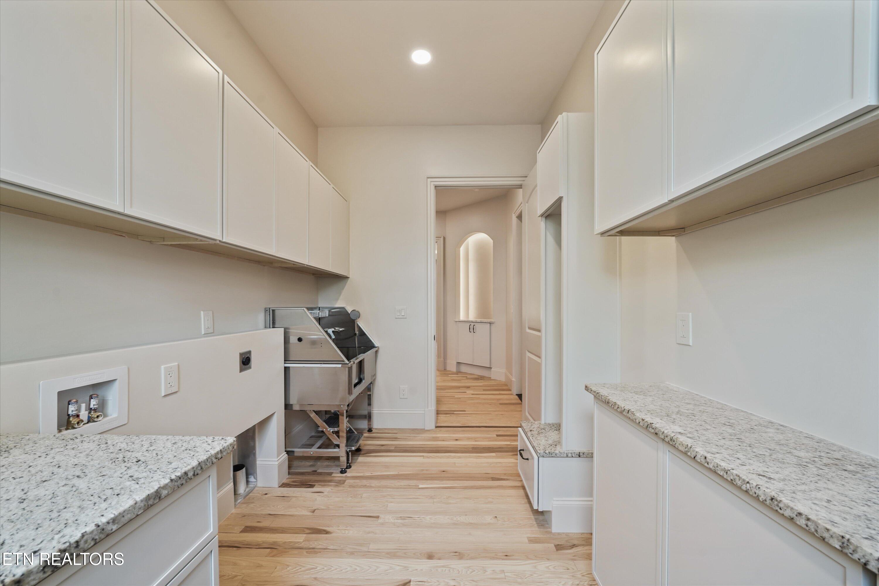 4717 Colonial Harbor Drive