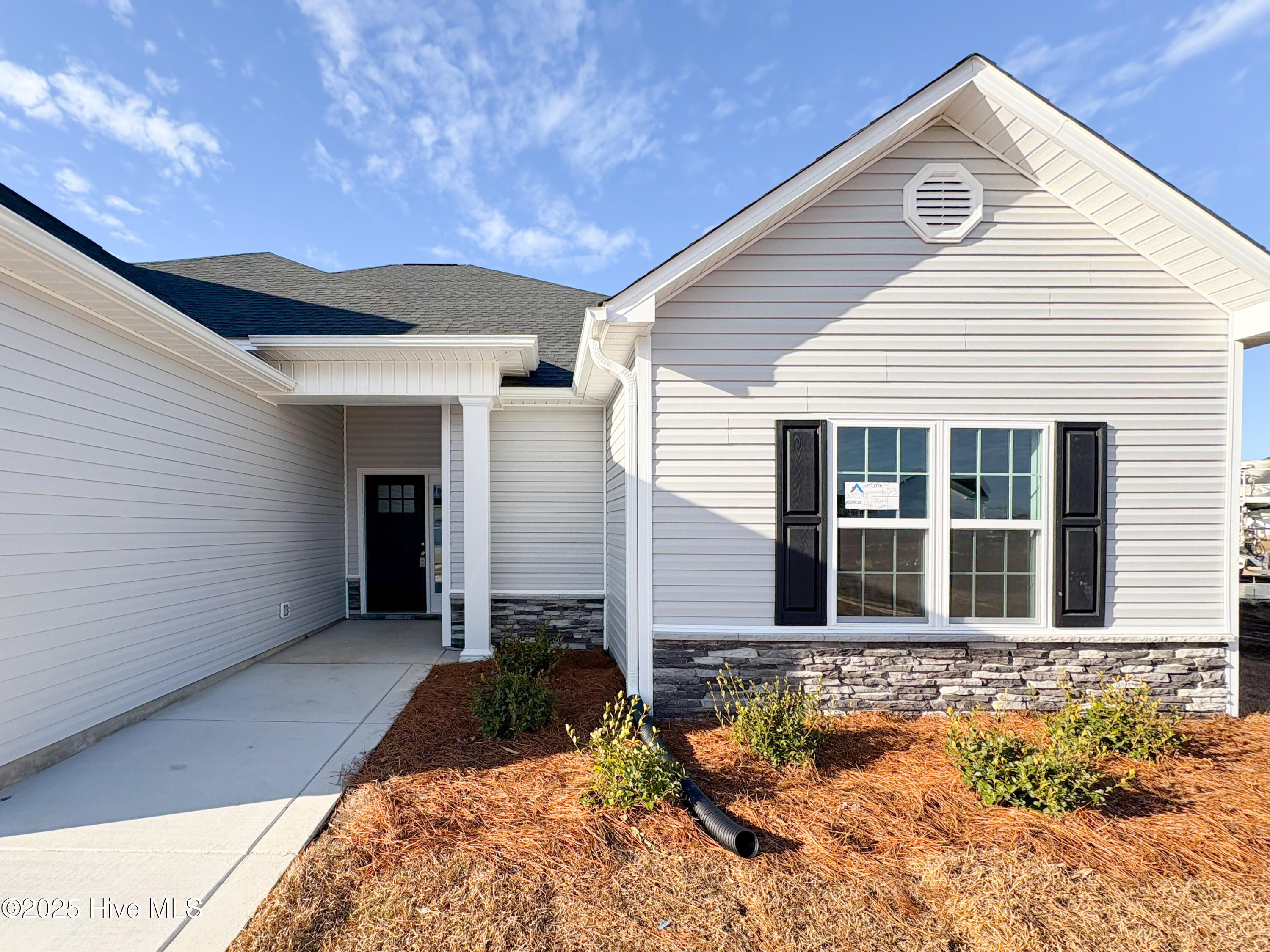 466 Pebble Shore Drive