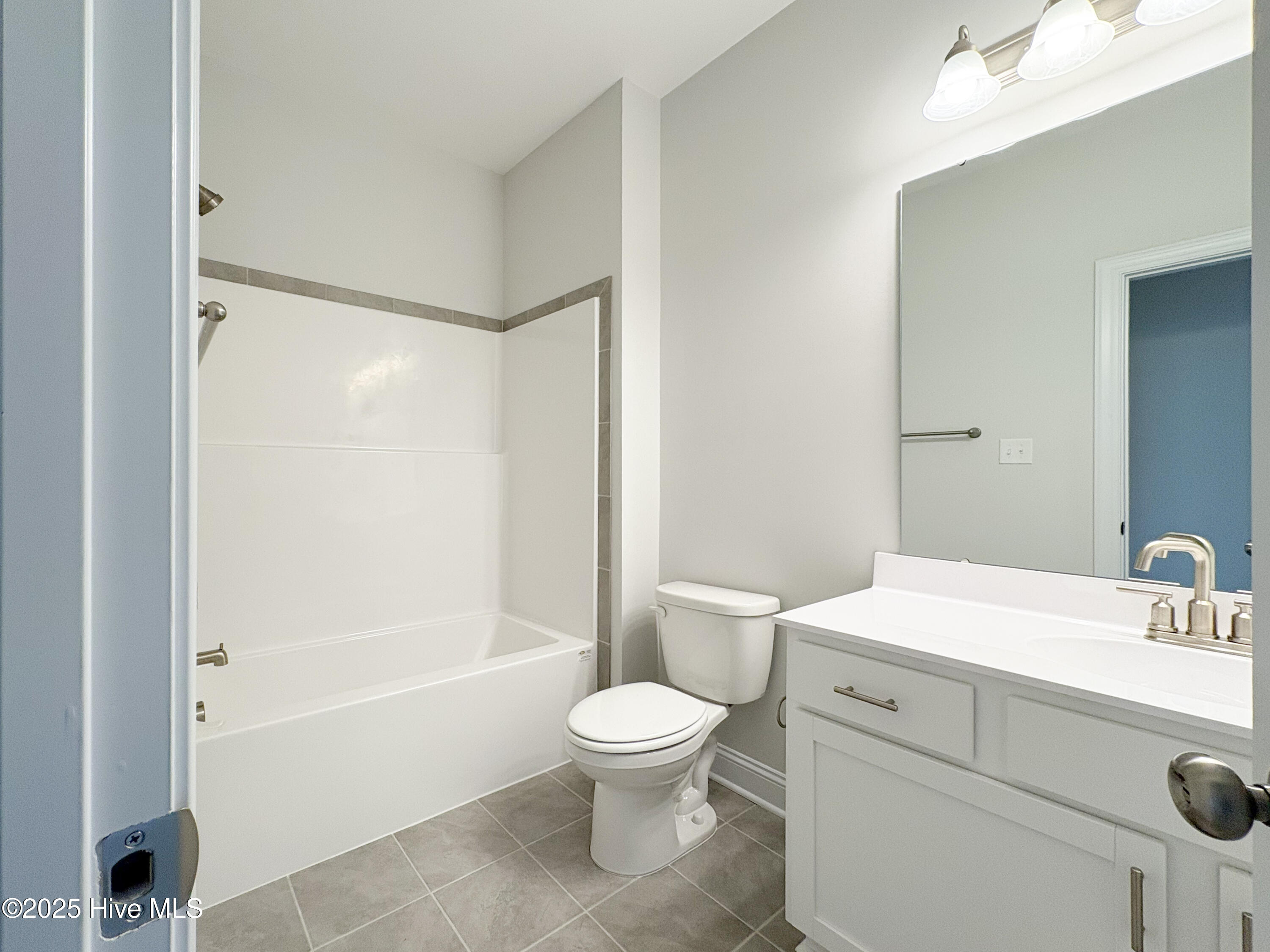 466 Pebble Shore Drive