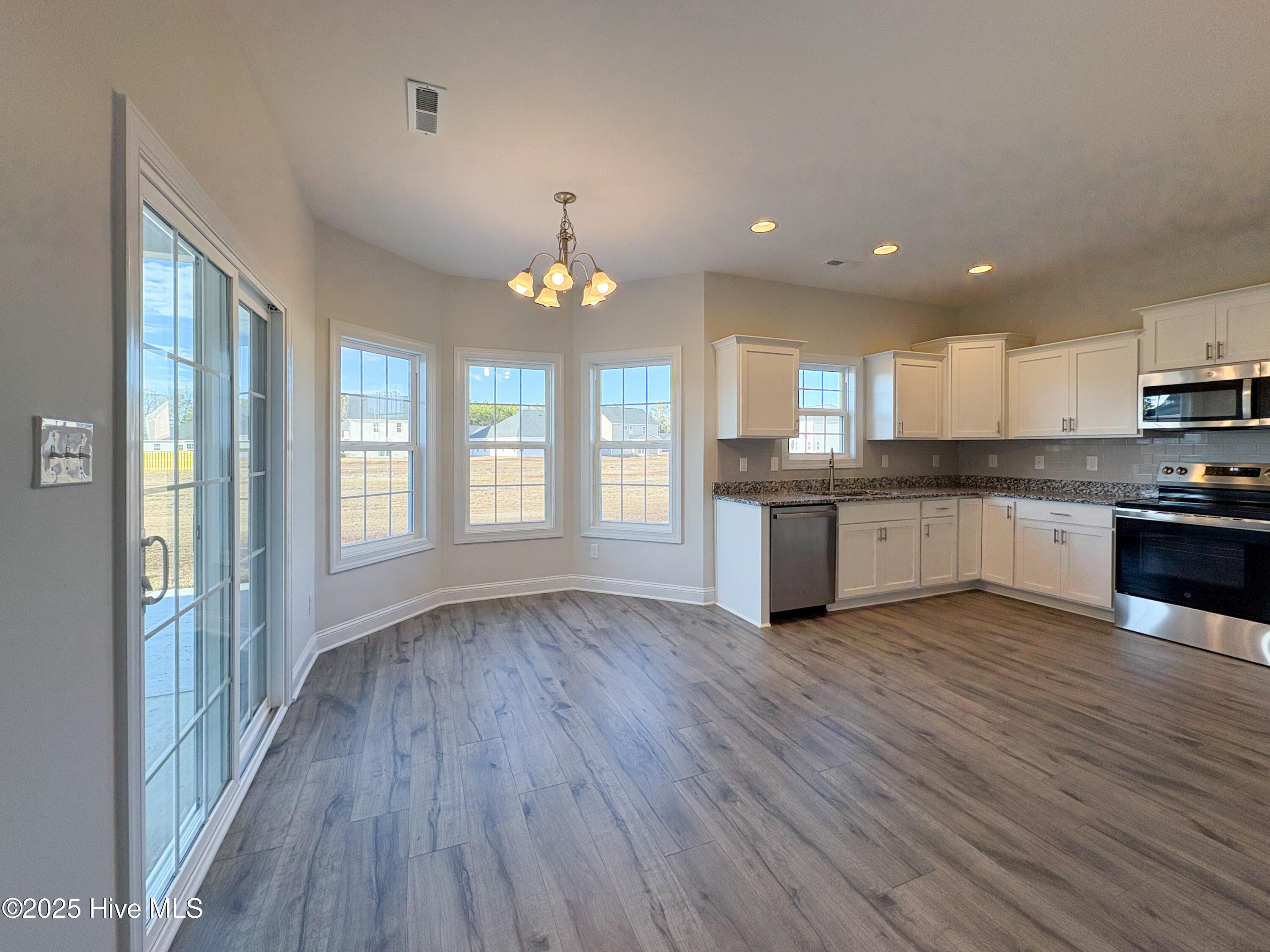 466 Pebble Shore Drive